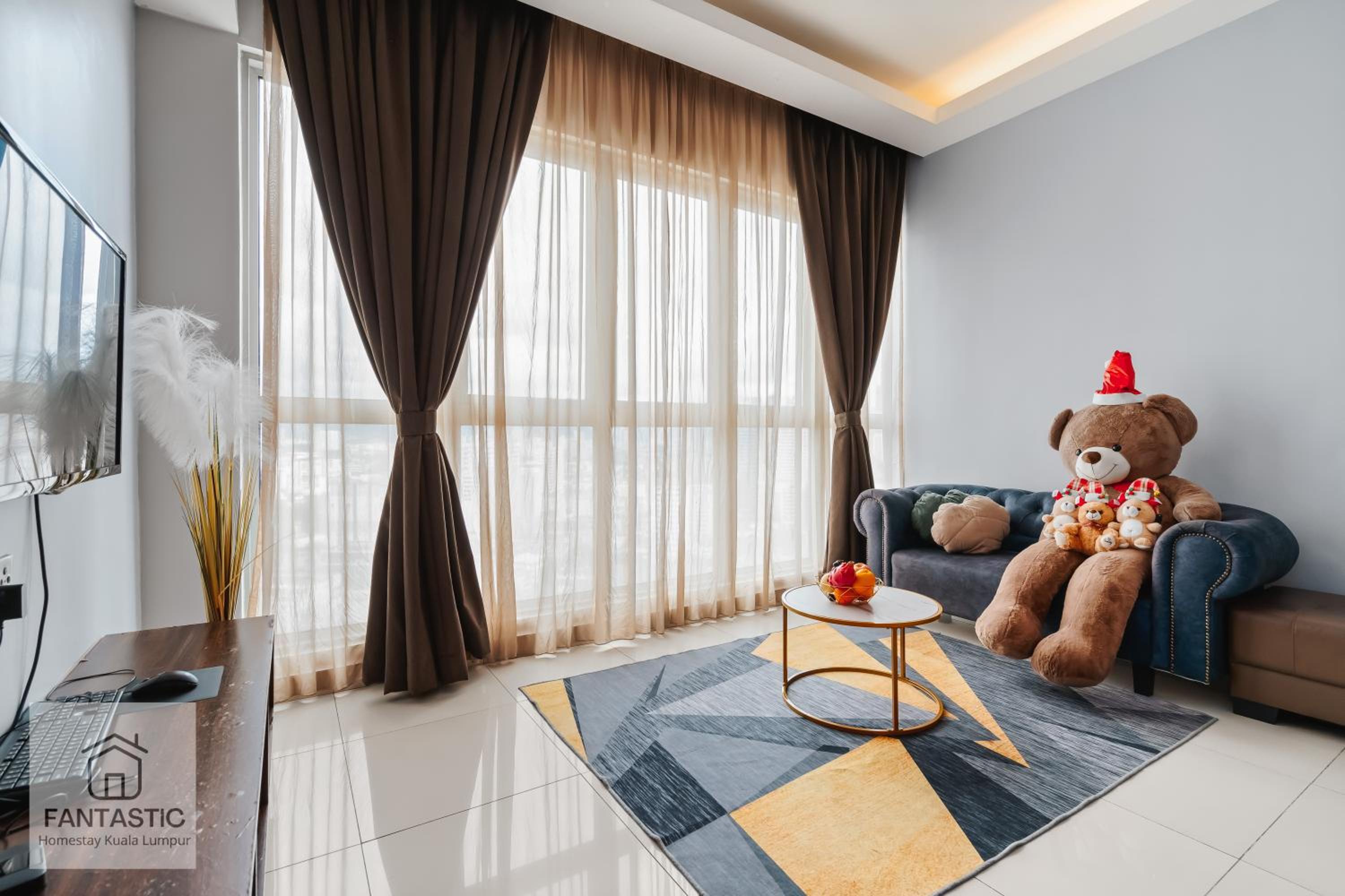 Regalia Residence at KLCC View Sky Pool by KC