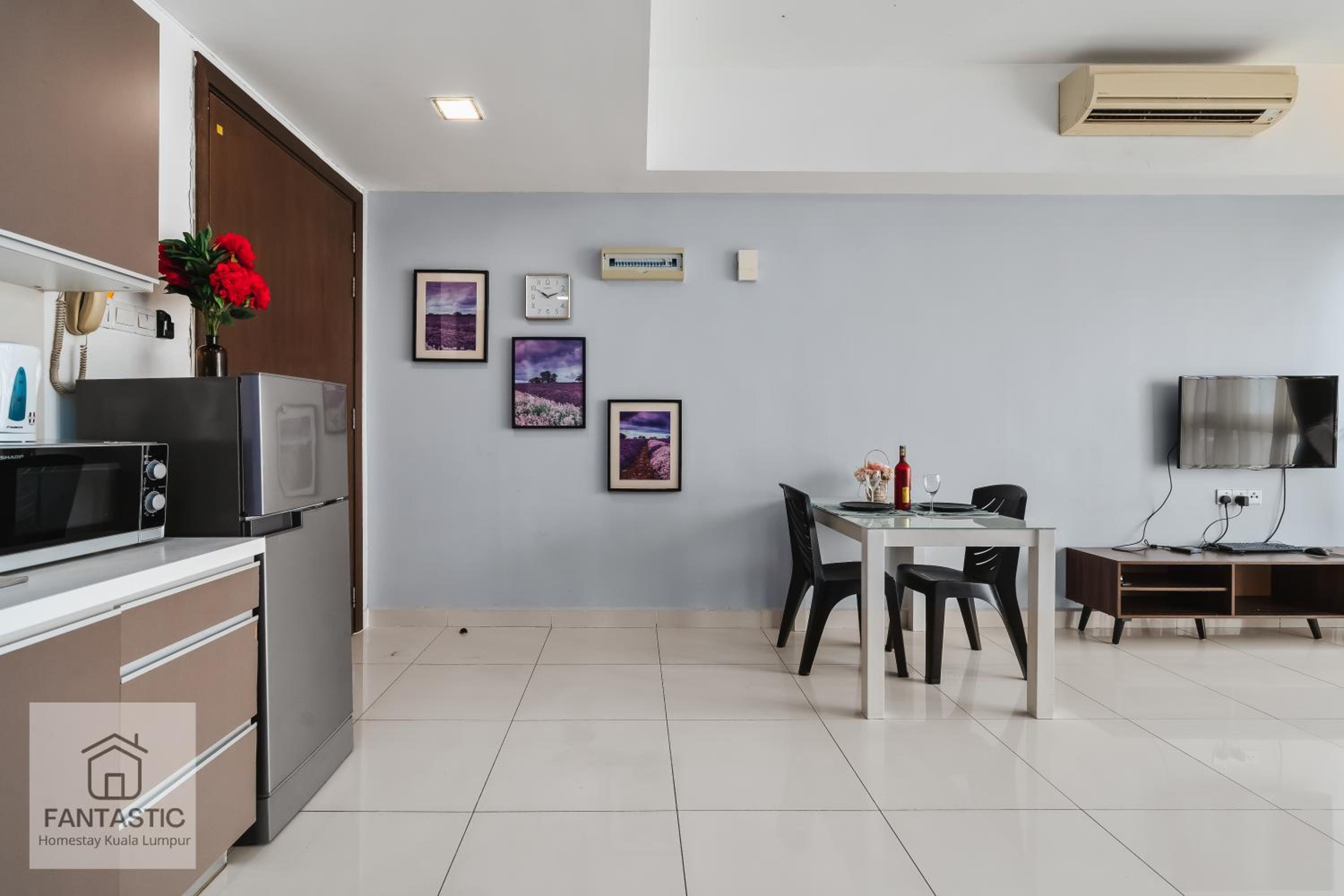 Regalia Residence at KLCC View Sky Pool by KC