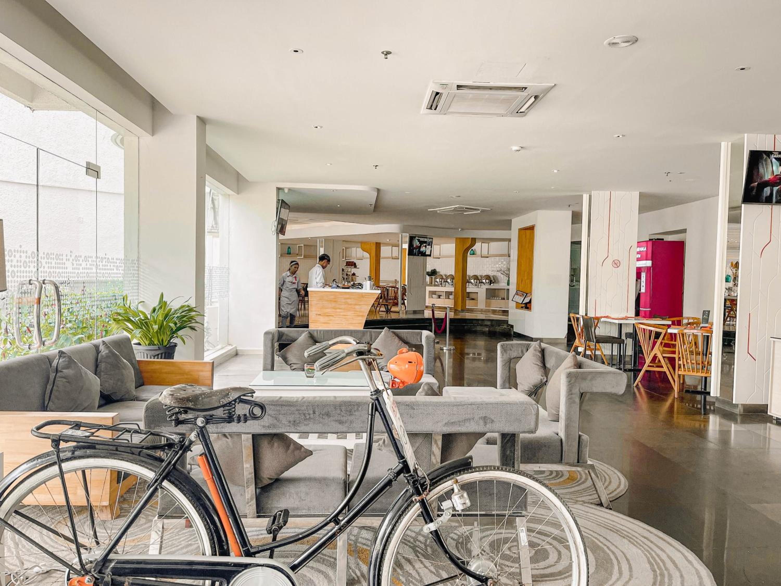 Photo 8