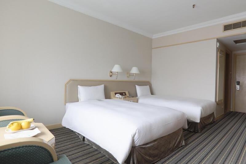 Santos Hotel - Image 3