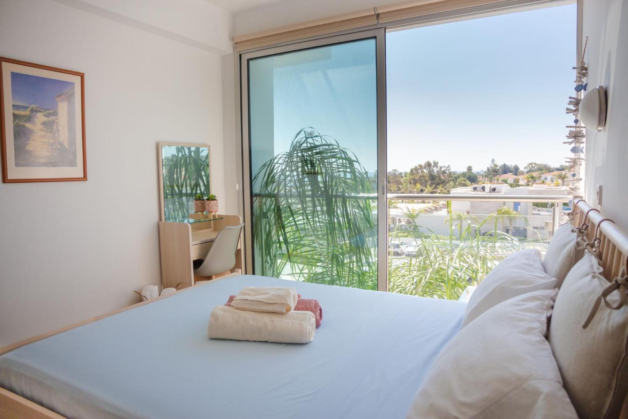 MagesticView seafront apartment