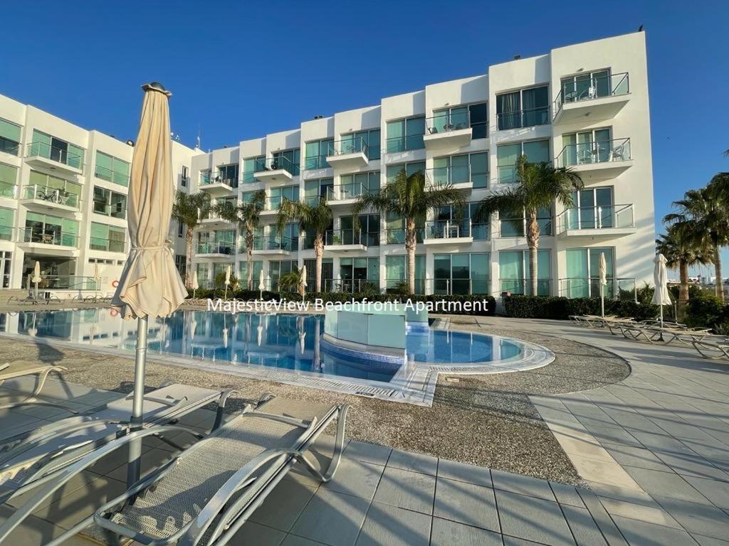 MagesticView seafront apartment