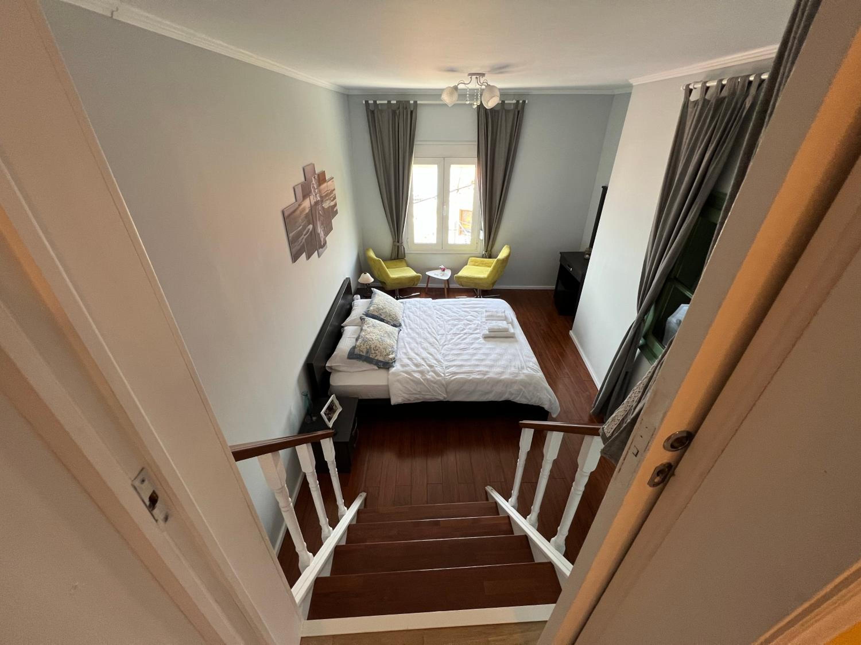 Theothea Suites