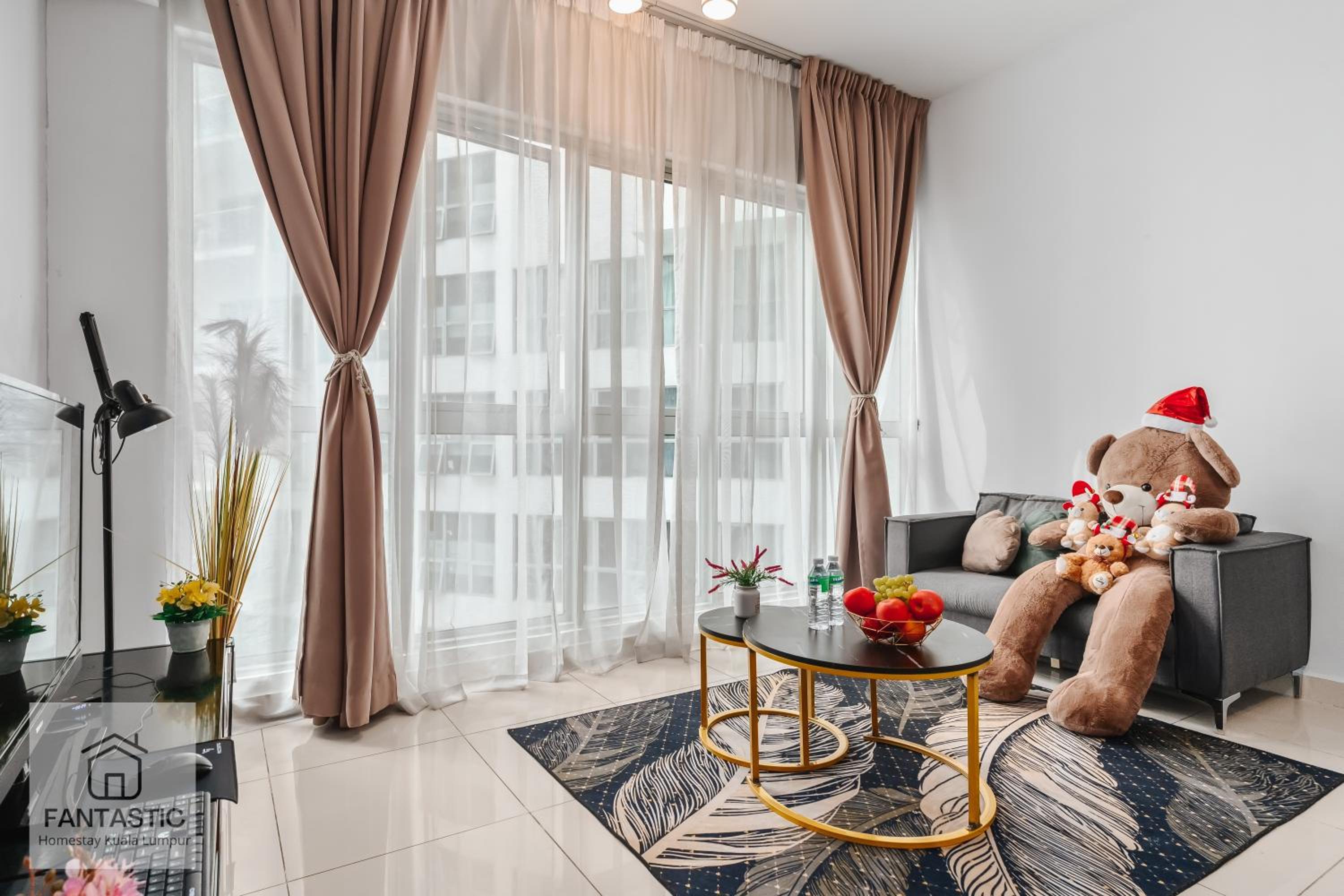 Regalia Residence at KLCC View Sky Pool by KC