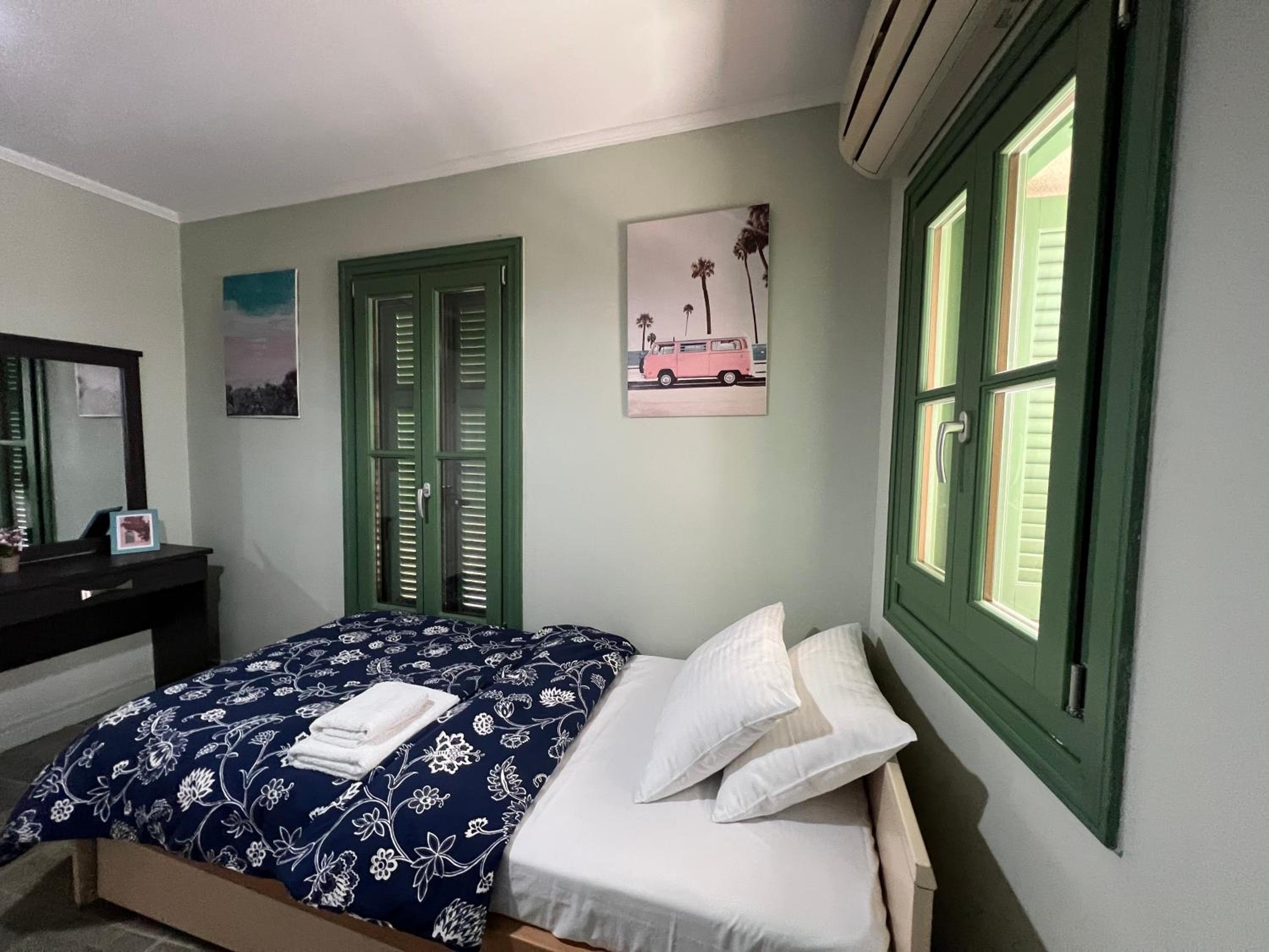 Theothea Suites