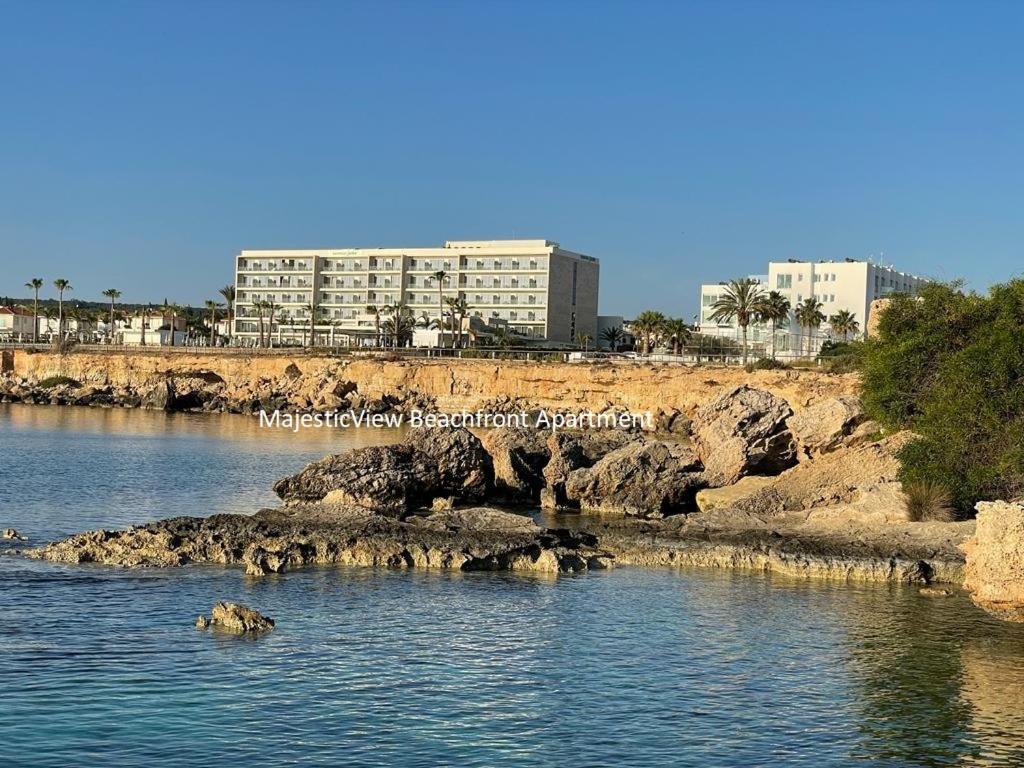 MagesticView seafront apartment