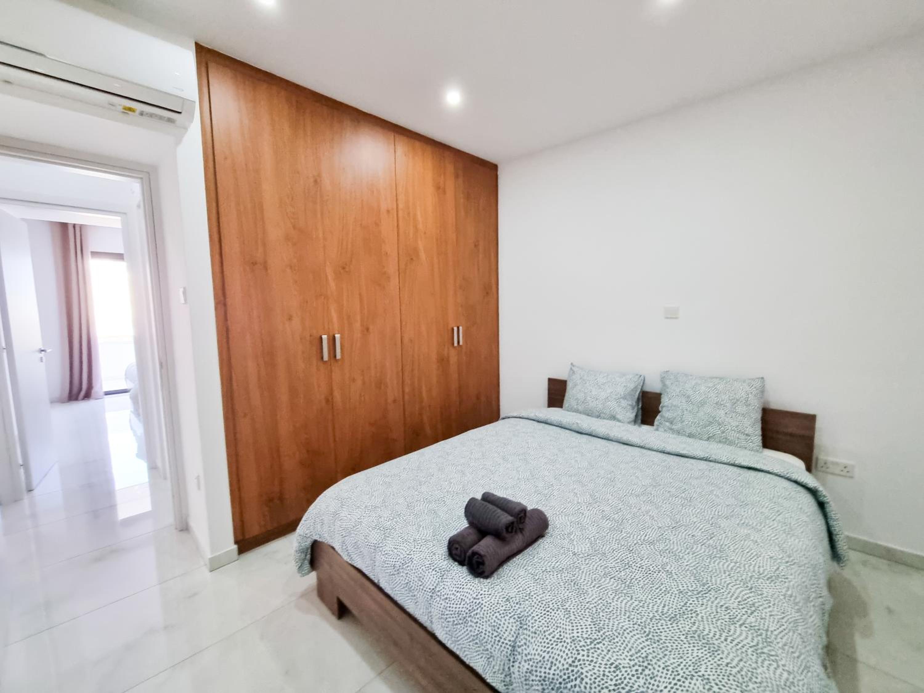 Sea Bay Apartment