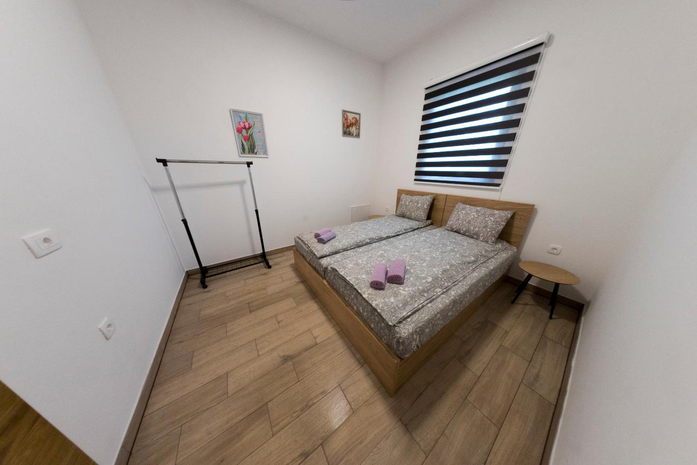 Holiday Homes Pozitiva