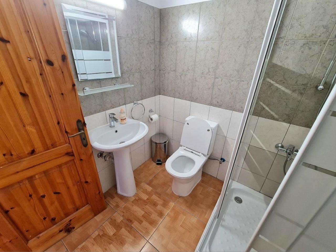 NTORAS Holiday Home