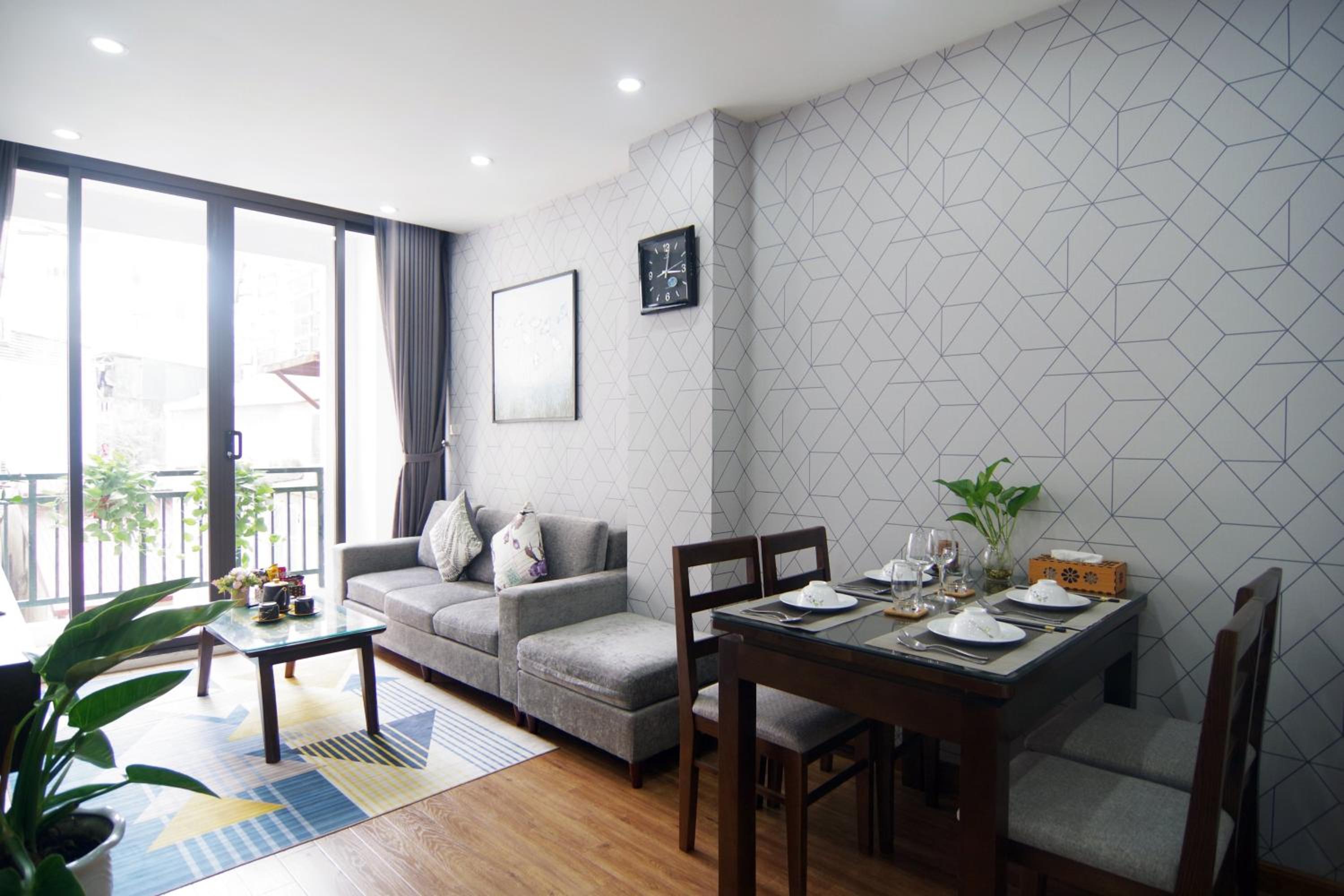 QMP-Deluxe Serviced Apartment in Ba Dinh