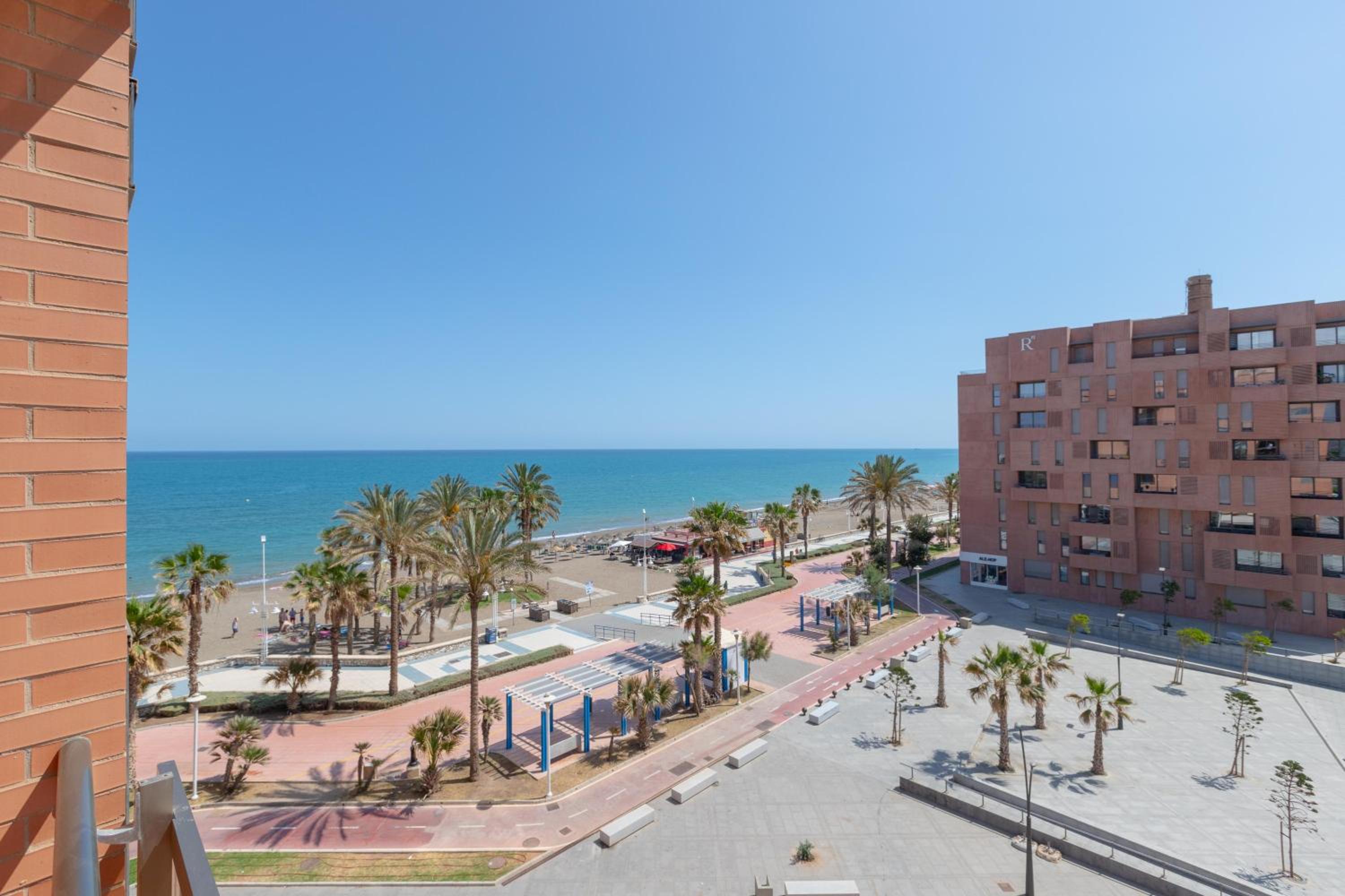 Pacifico Playa en Málaga — balance & terrace
