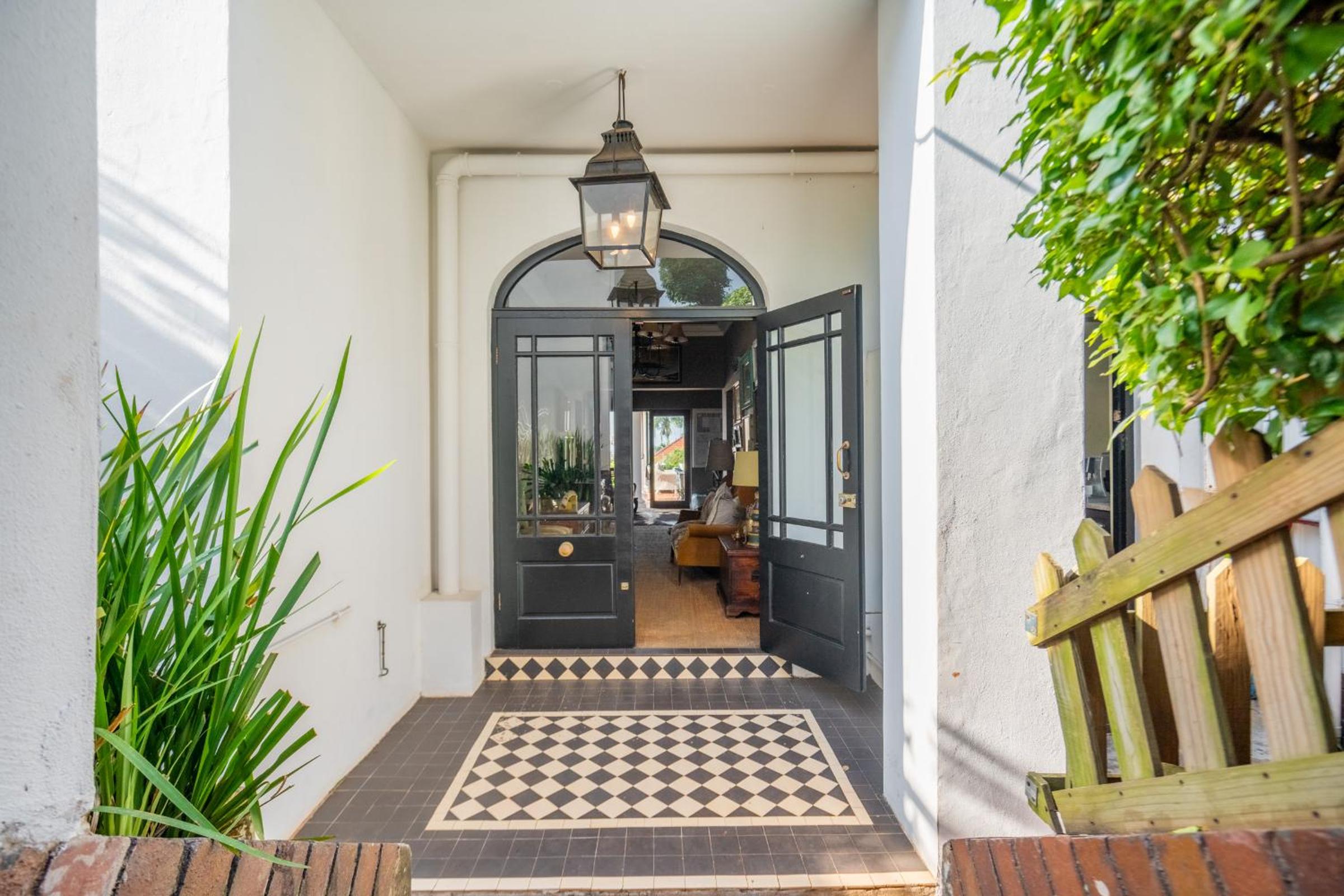 Holland House B&B