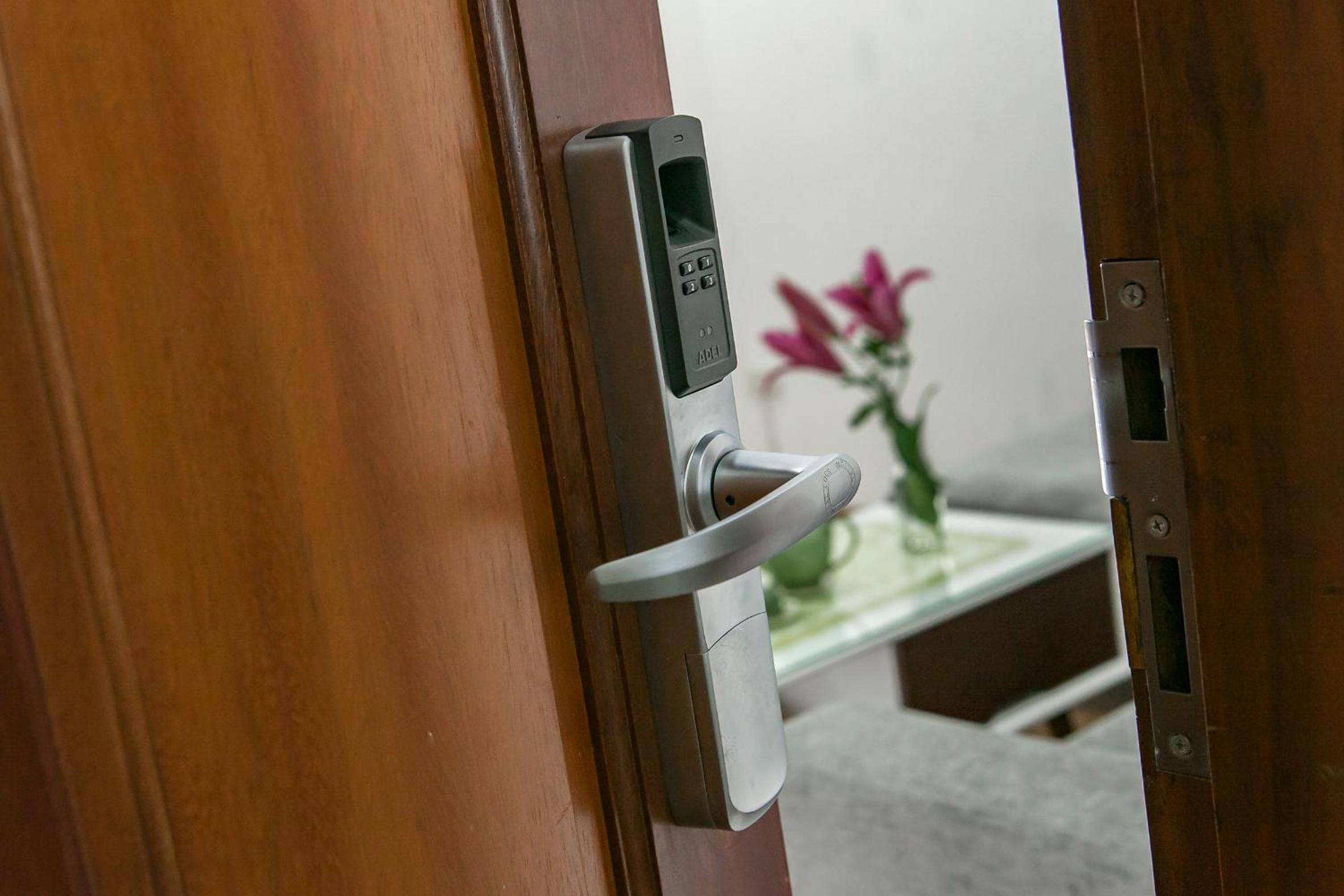 QMP-Deluxe Serviced Apartment in Ba Dinh