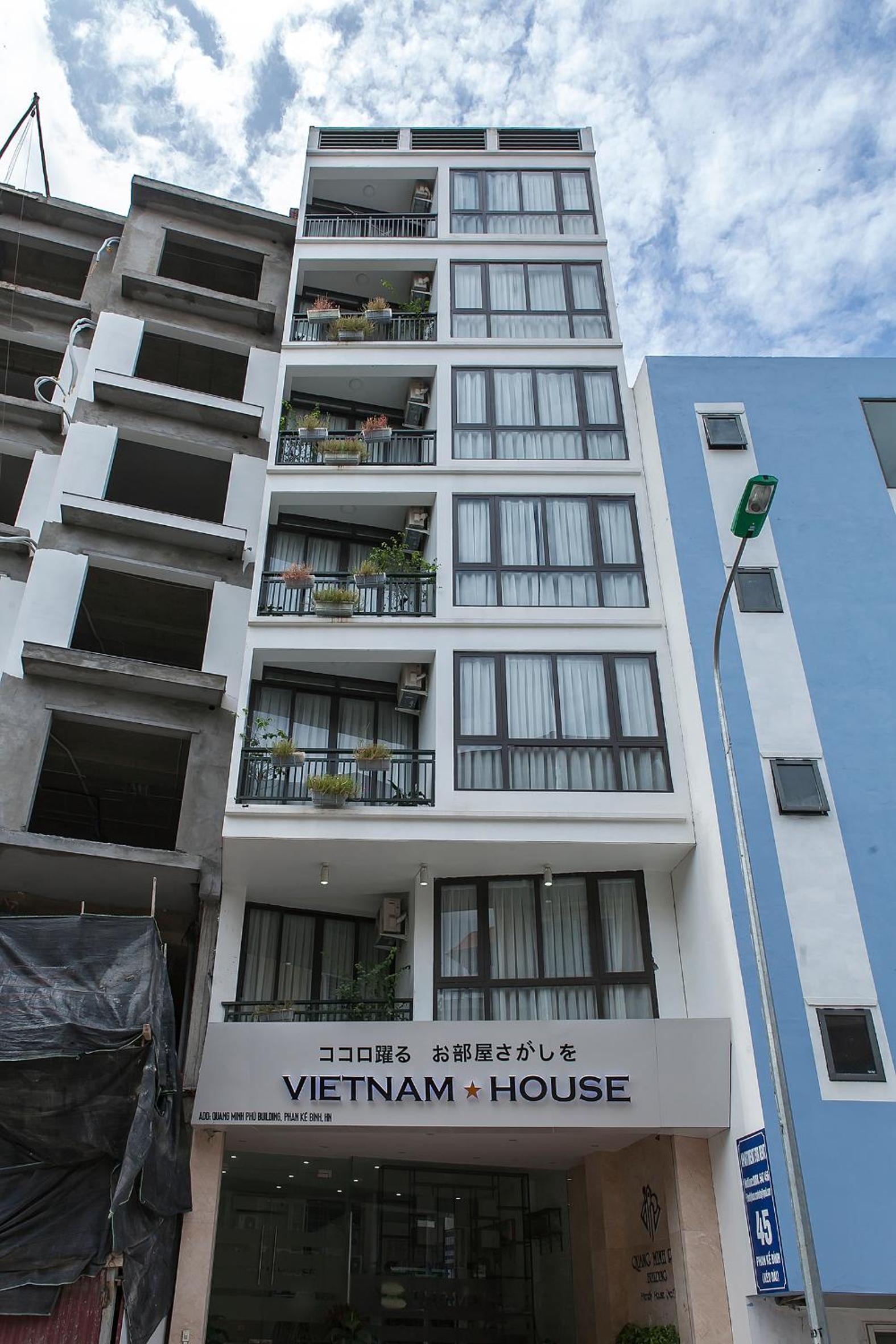 QMP-Deluxe Serviced Apartment in Ba Dinh