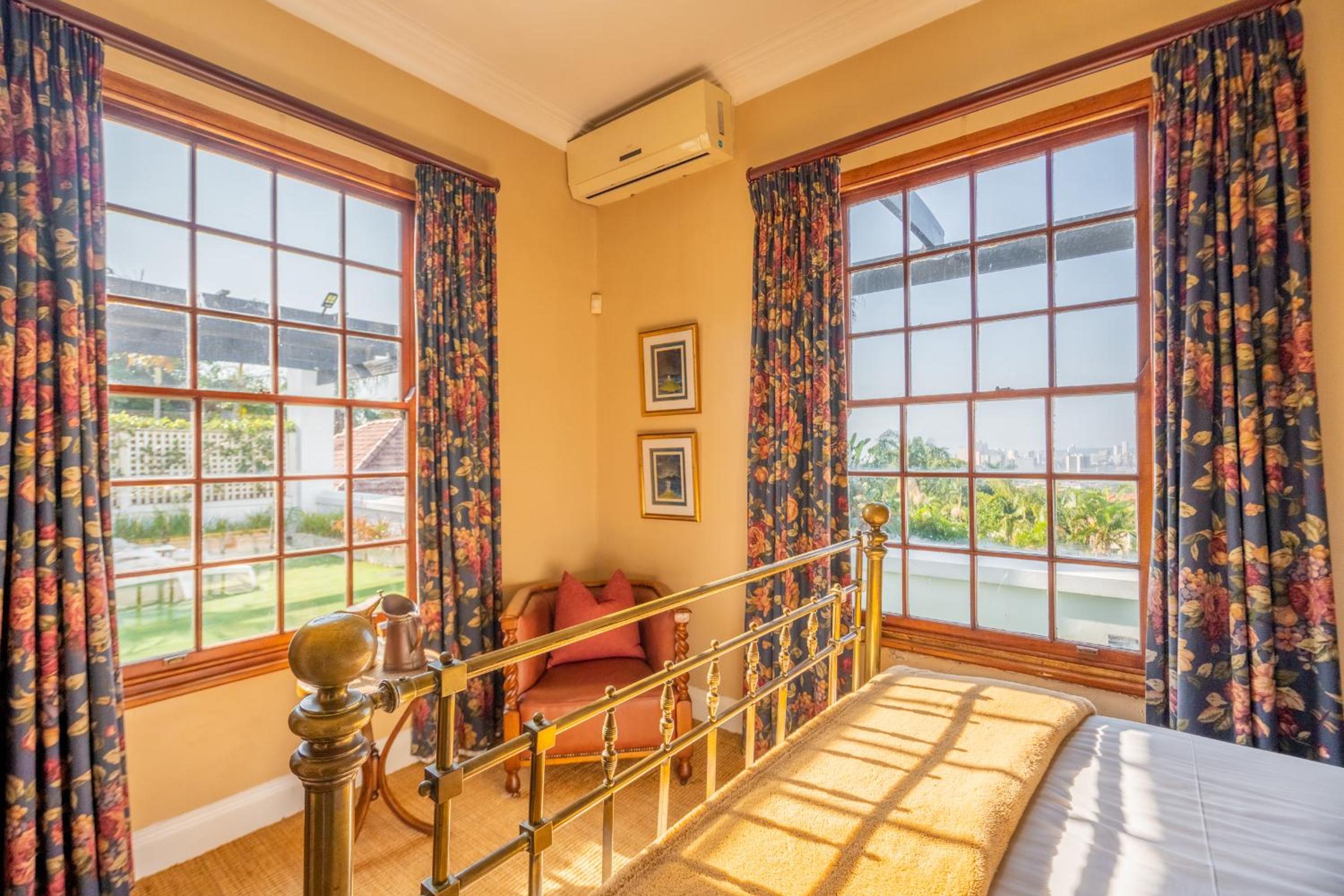 Holland House B&B