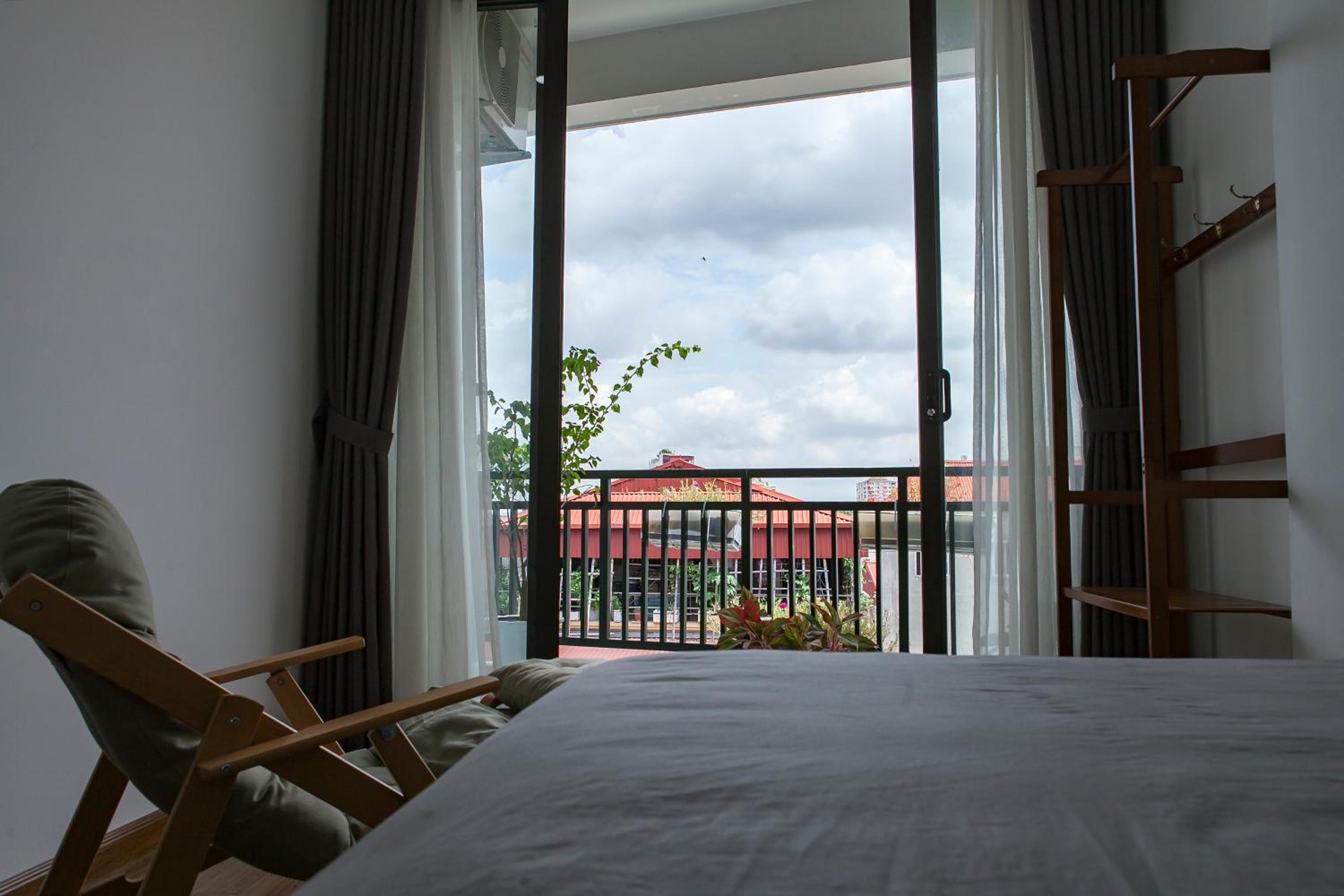 QMP-Deluxe Serviced Apartment in Ba Dinh
