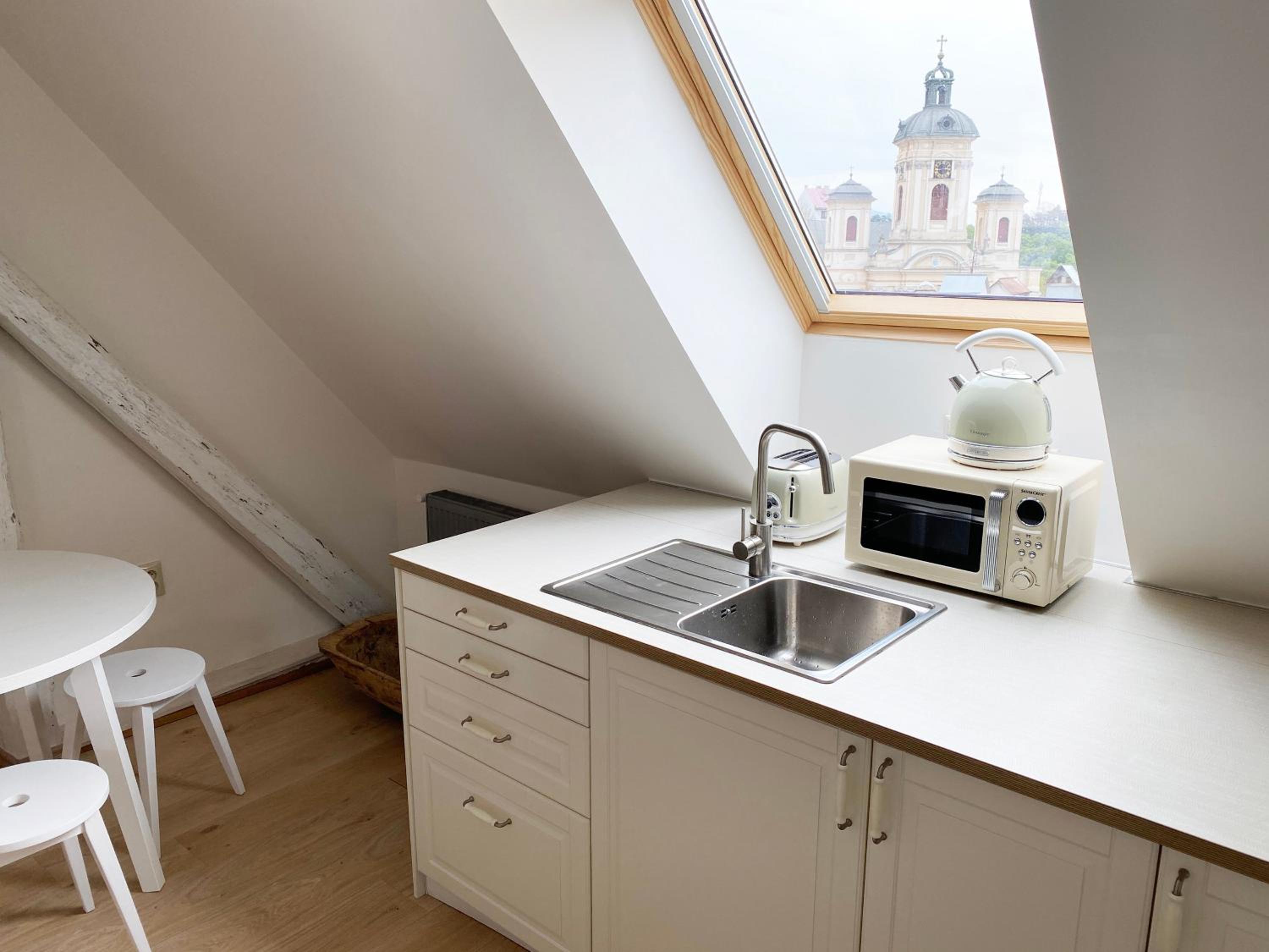 Boutique apartments - Central Old Town view 3