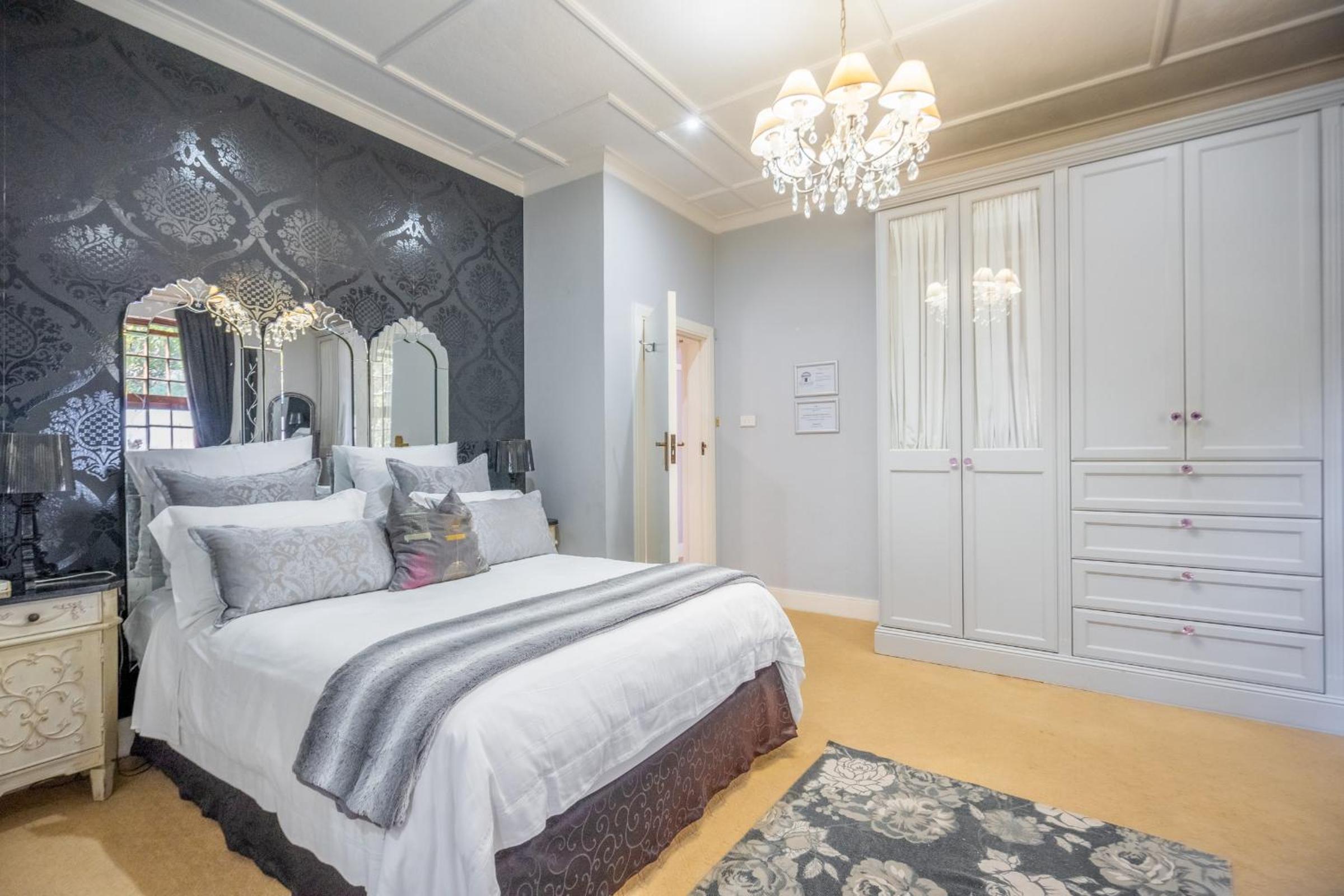Holland House B&B