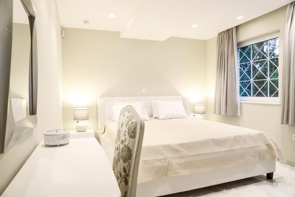 Mikaella Residence