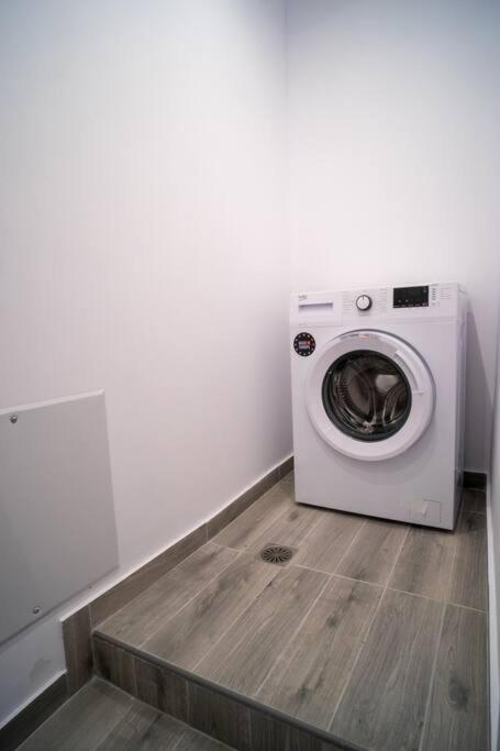 Photo 32
