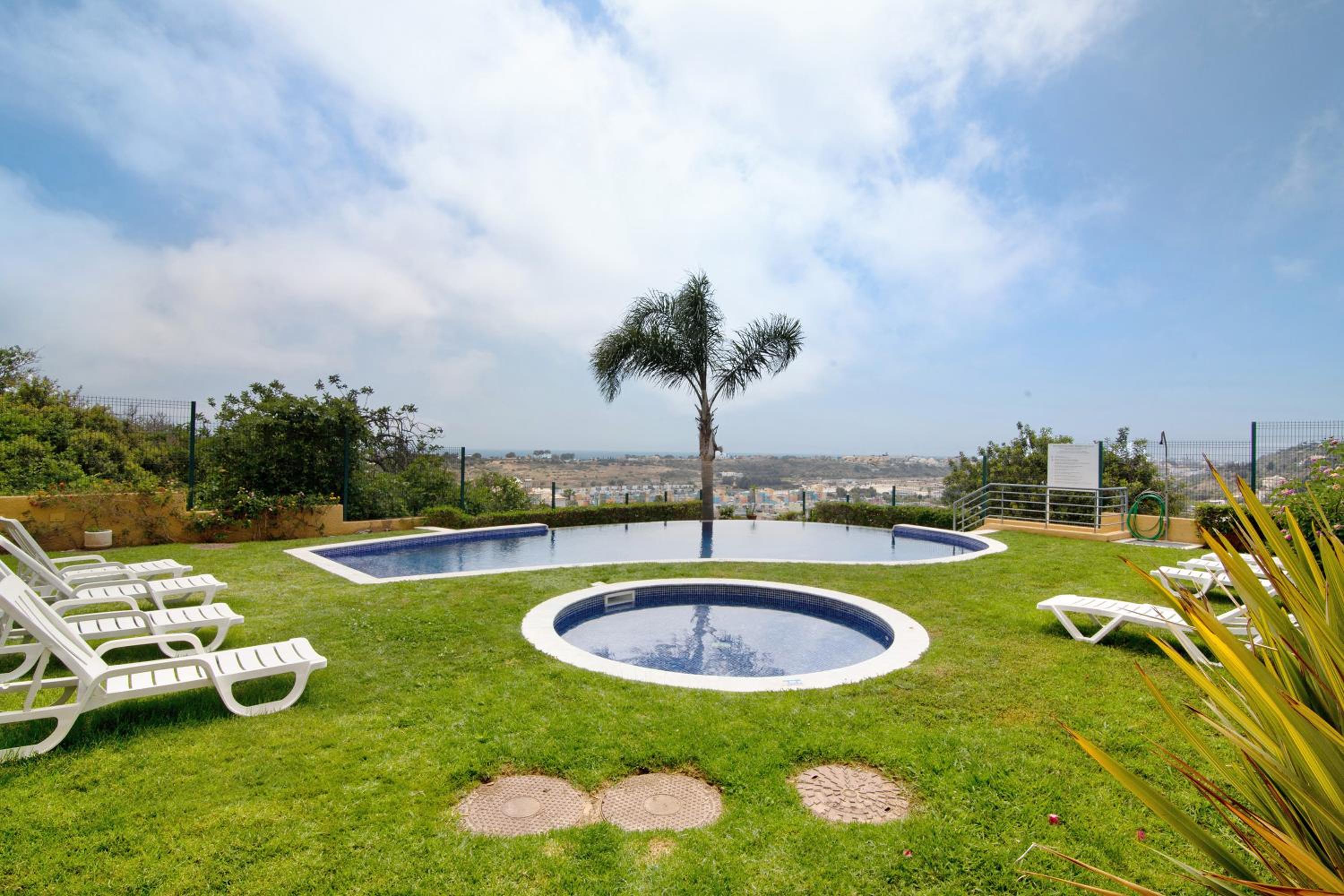 Flat with Pool Marina and Sea View view 5