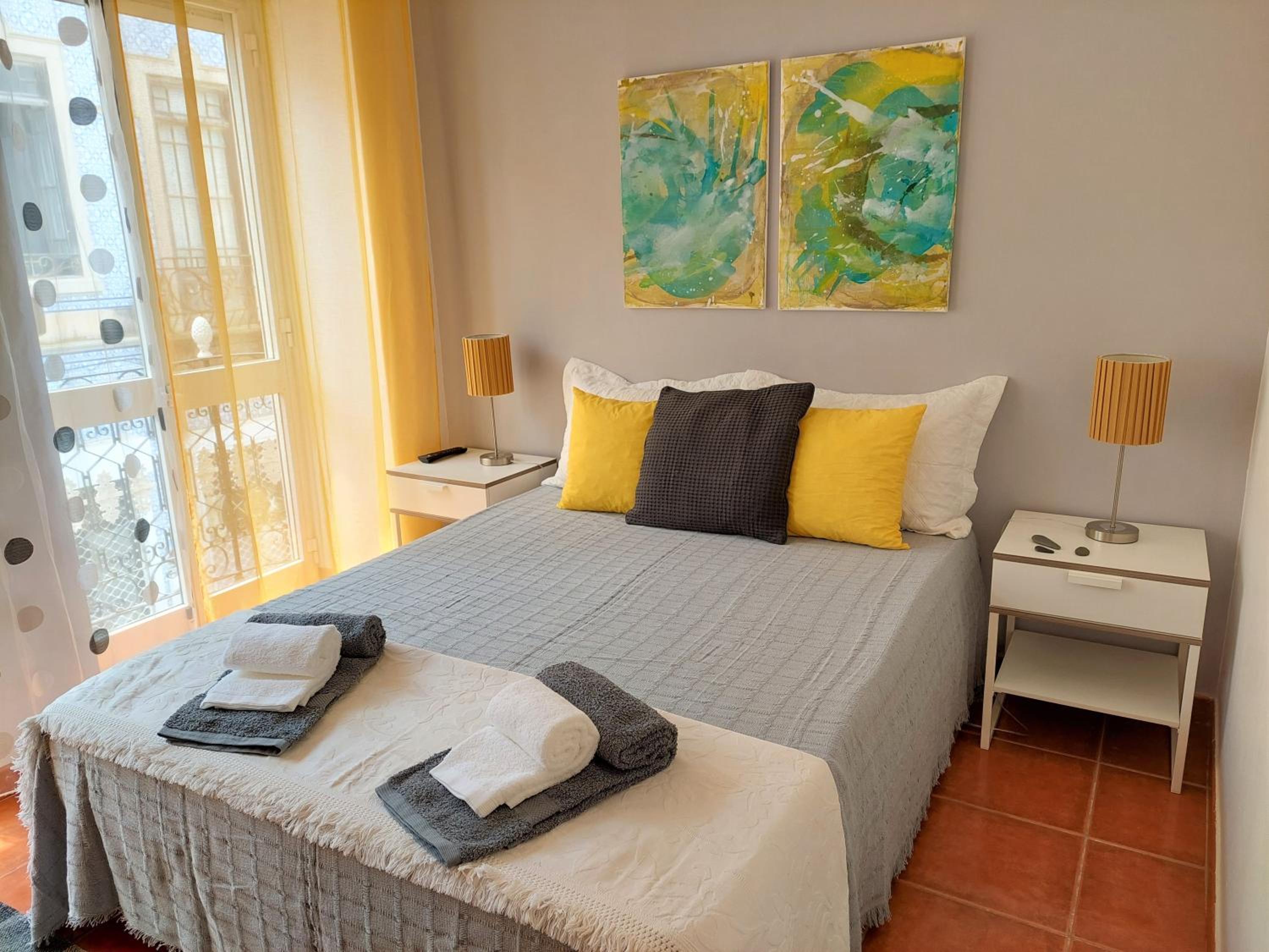 Casa Olhão Terraço: espaço, conforto e terraço com churrasqueira