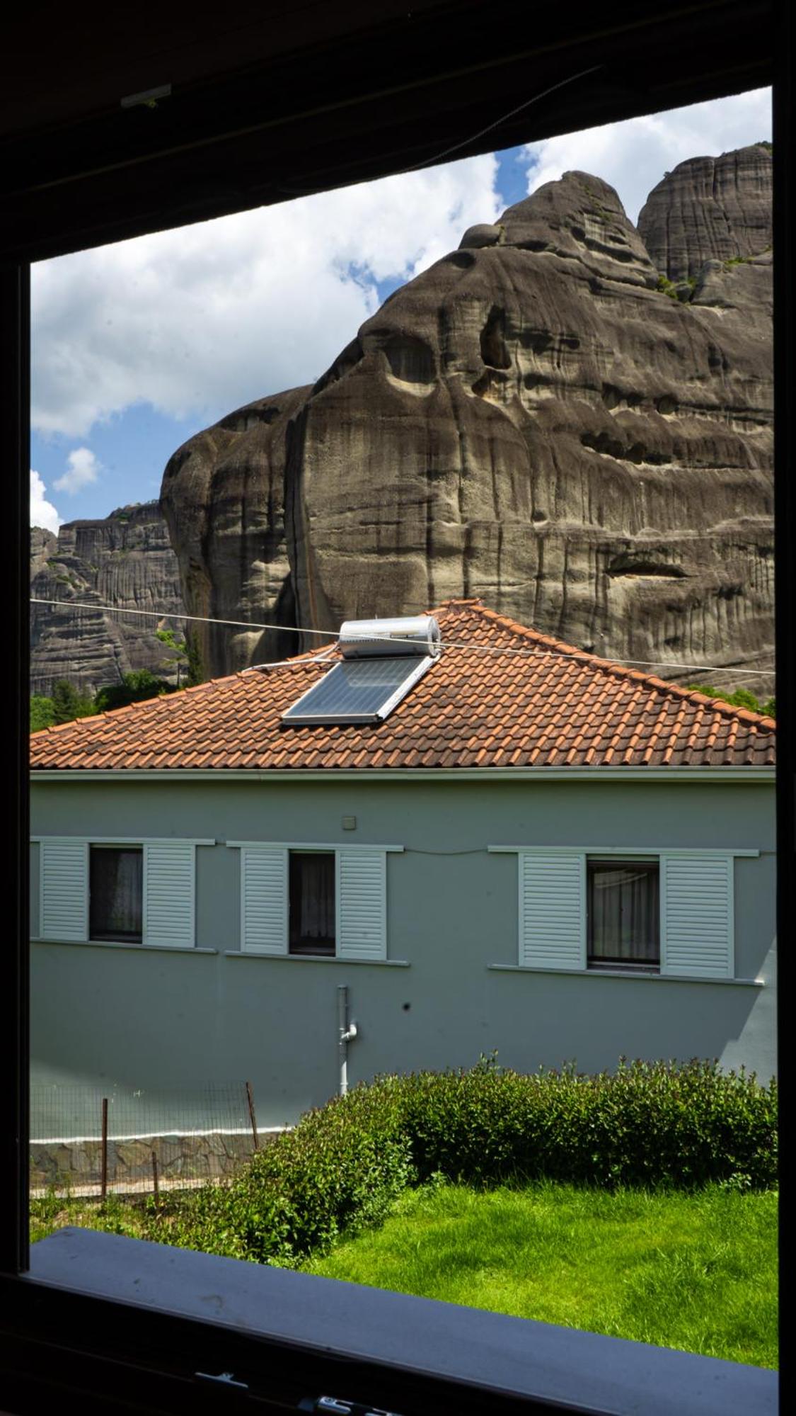 Fani's House Under Meteora