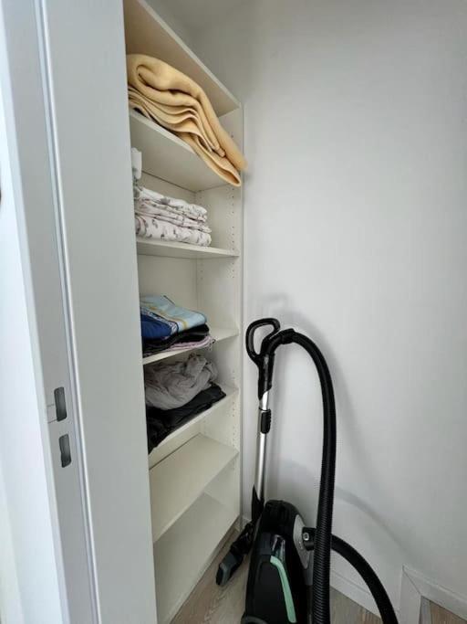 Lichtdurchflutete Ferienwohnung mit direktem Schleiblick