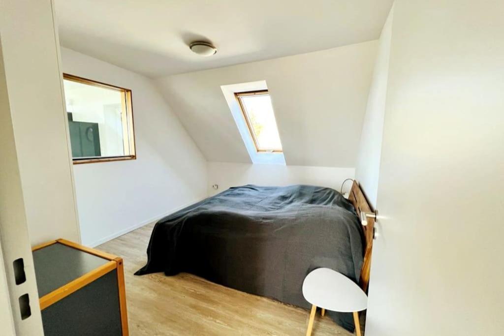 Lichtdurchflutete Ferienwohnung mit direktem Schleiblick