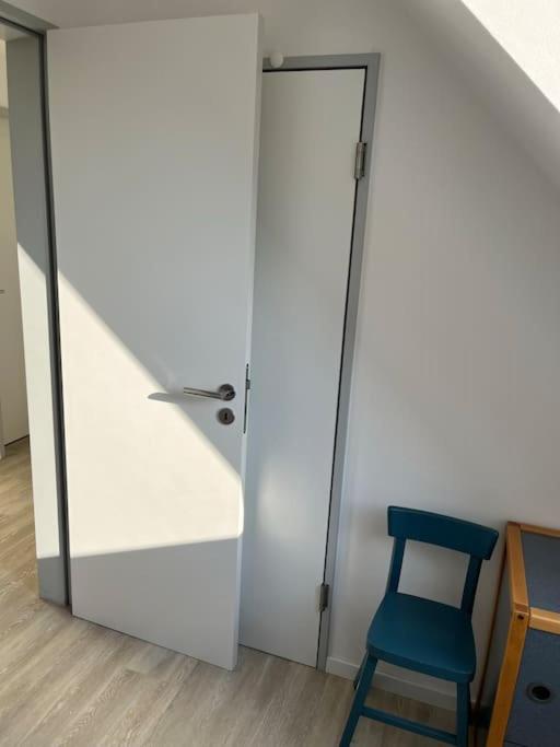 Lichtdurchflutete Ferienwohnung mit direktem Schleiblick