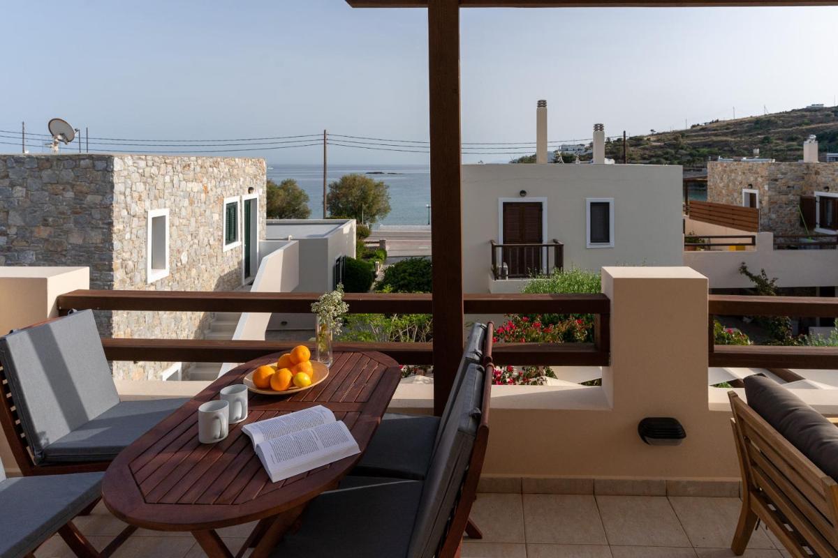 Syra Bay