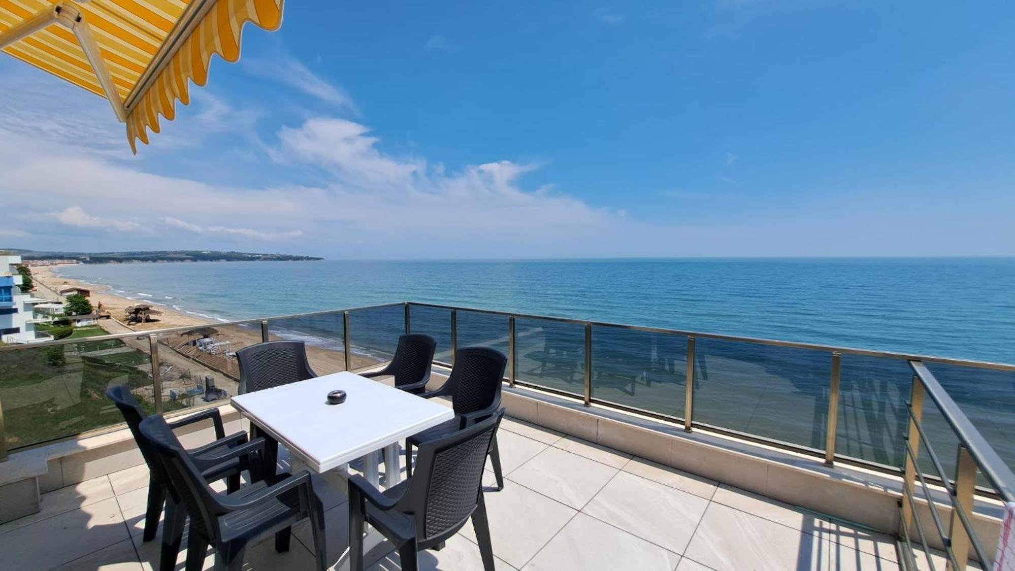 Diamond Beach Luxus Apart Obzor 28