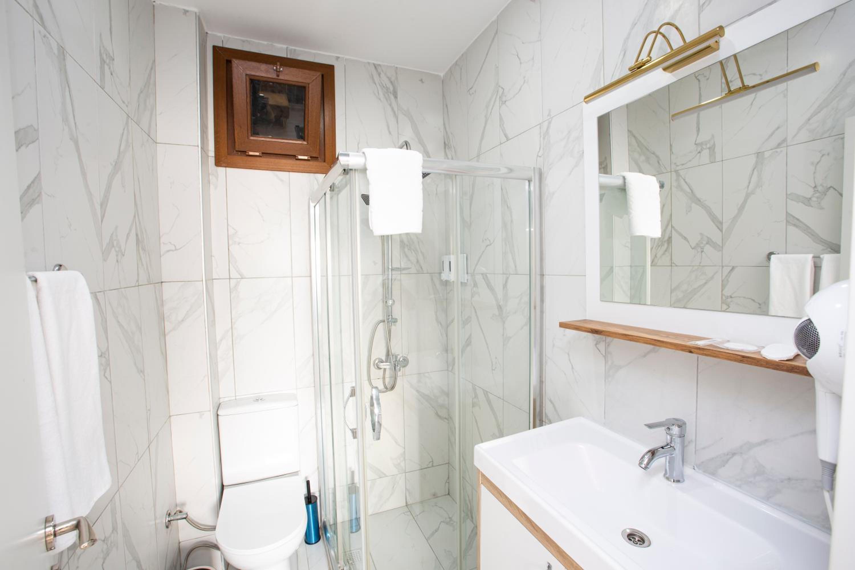 Taksim Leon's Otel - Image 31