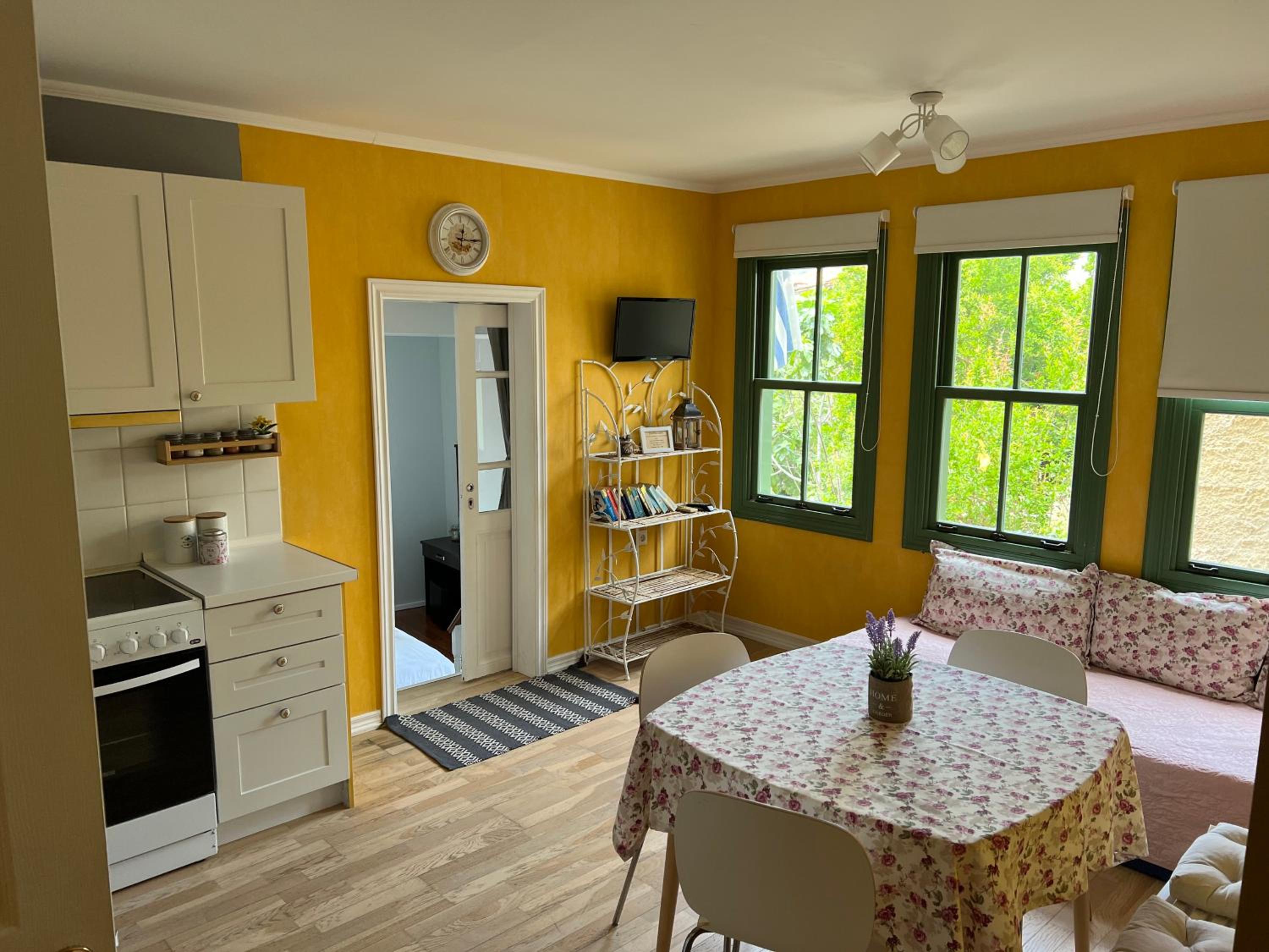 Theothea Suites