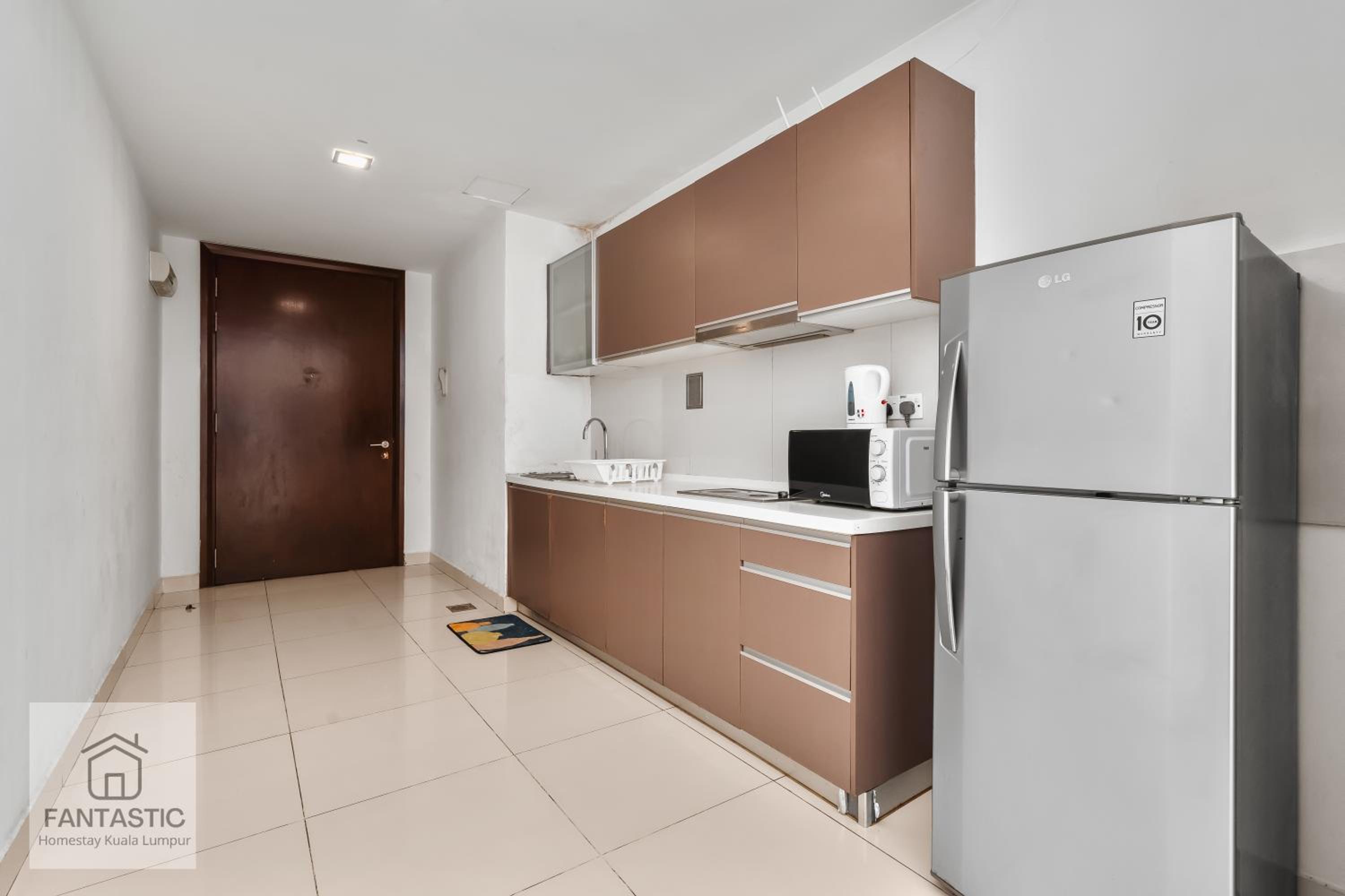 Regalia Residence at KLCC View Sky Pool by MC