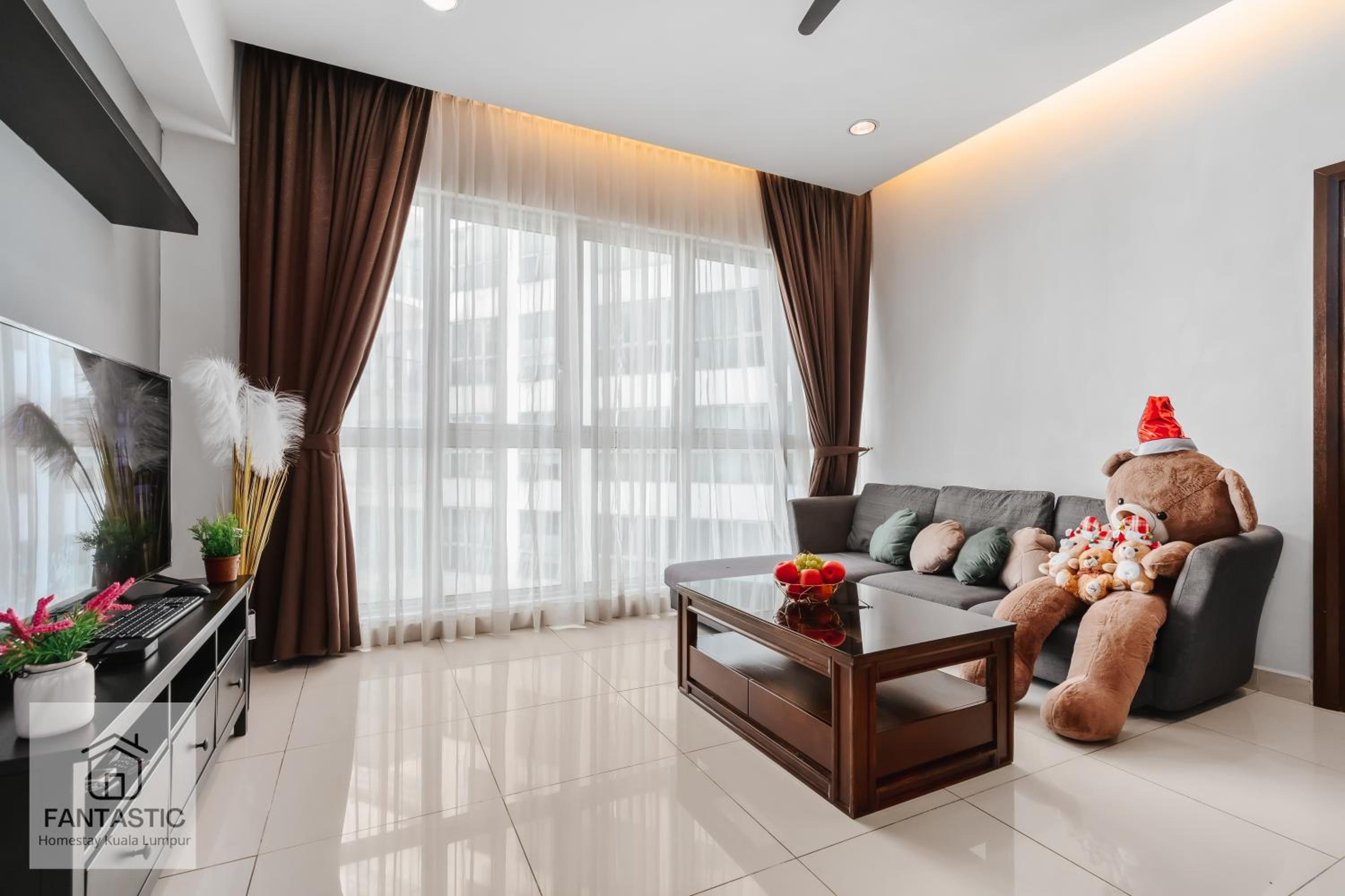 Regalia Residence at KLCC View Sky Pool by MC
