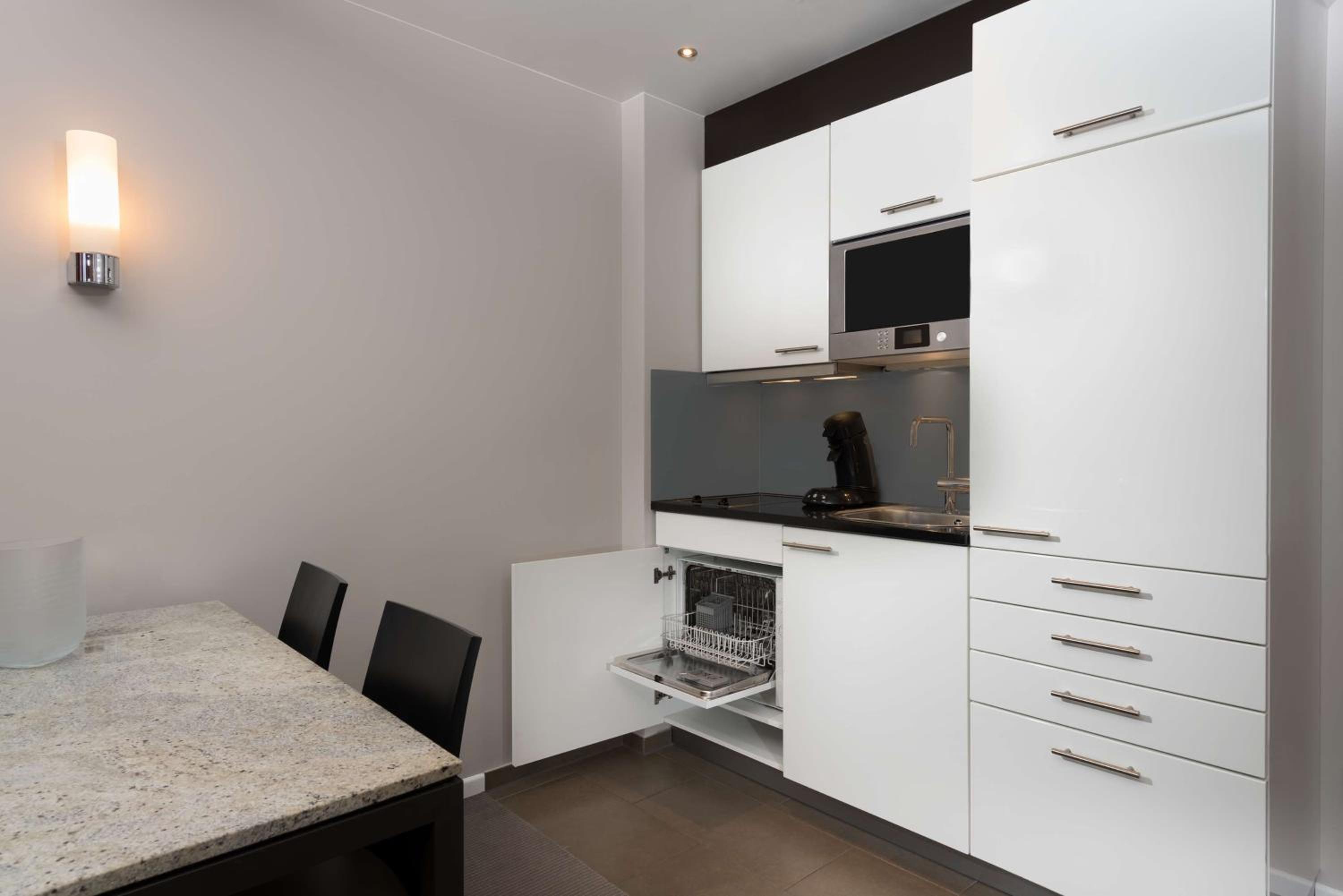 Adina Apartment Hotel Frankfurt Neue Oper - Property Image 49