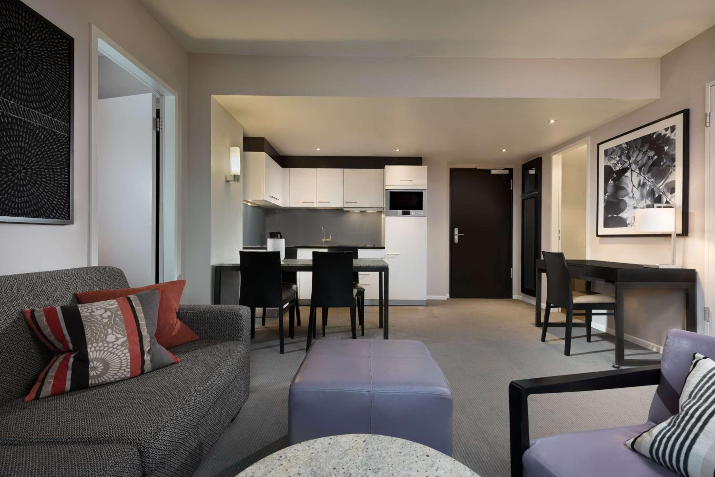 Adina Apartment Hotel Frankfurt Neue Oper - Property Image 23