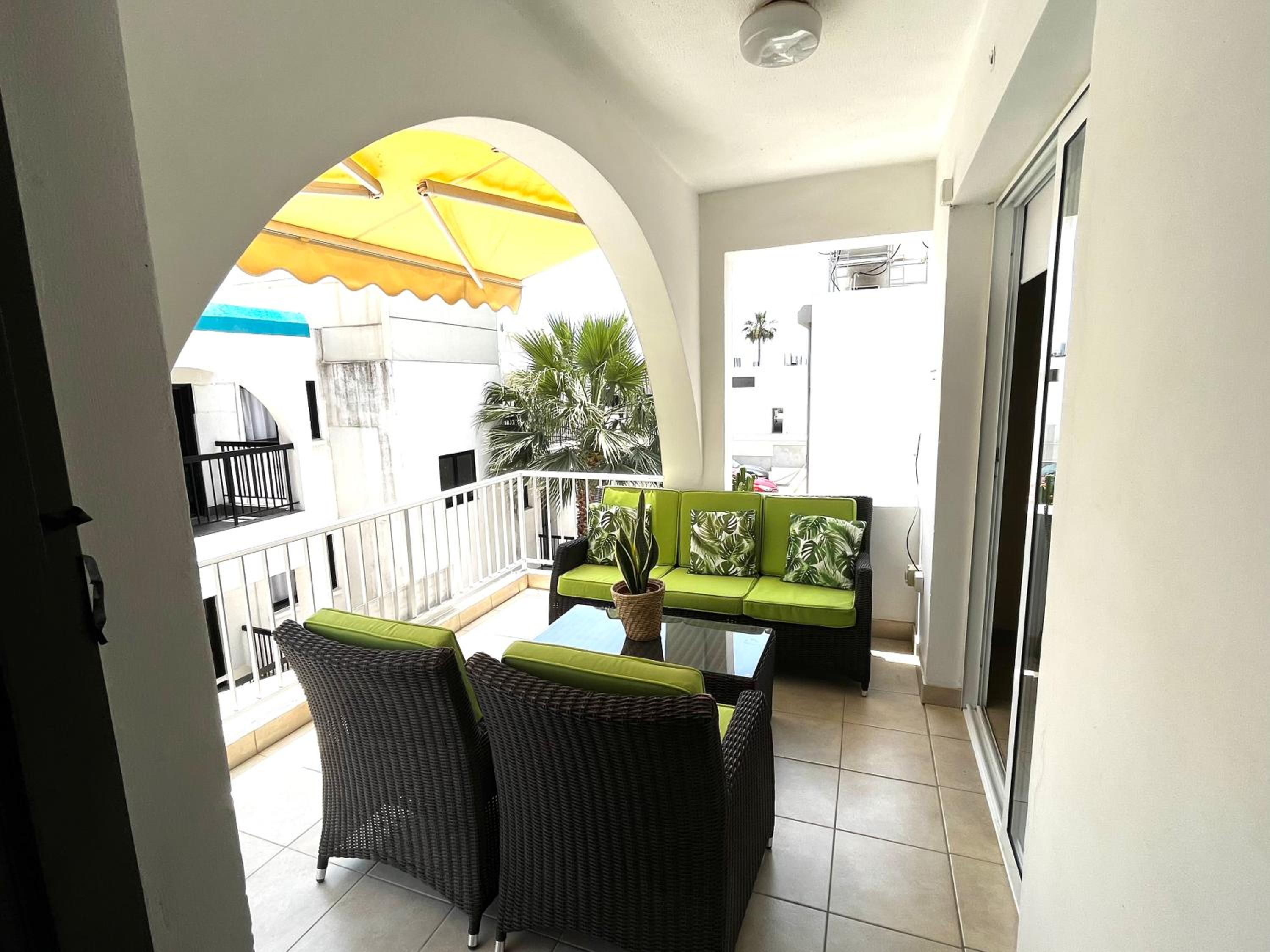 balcony