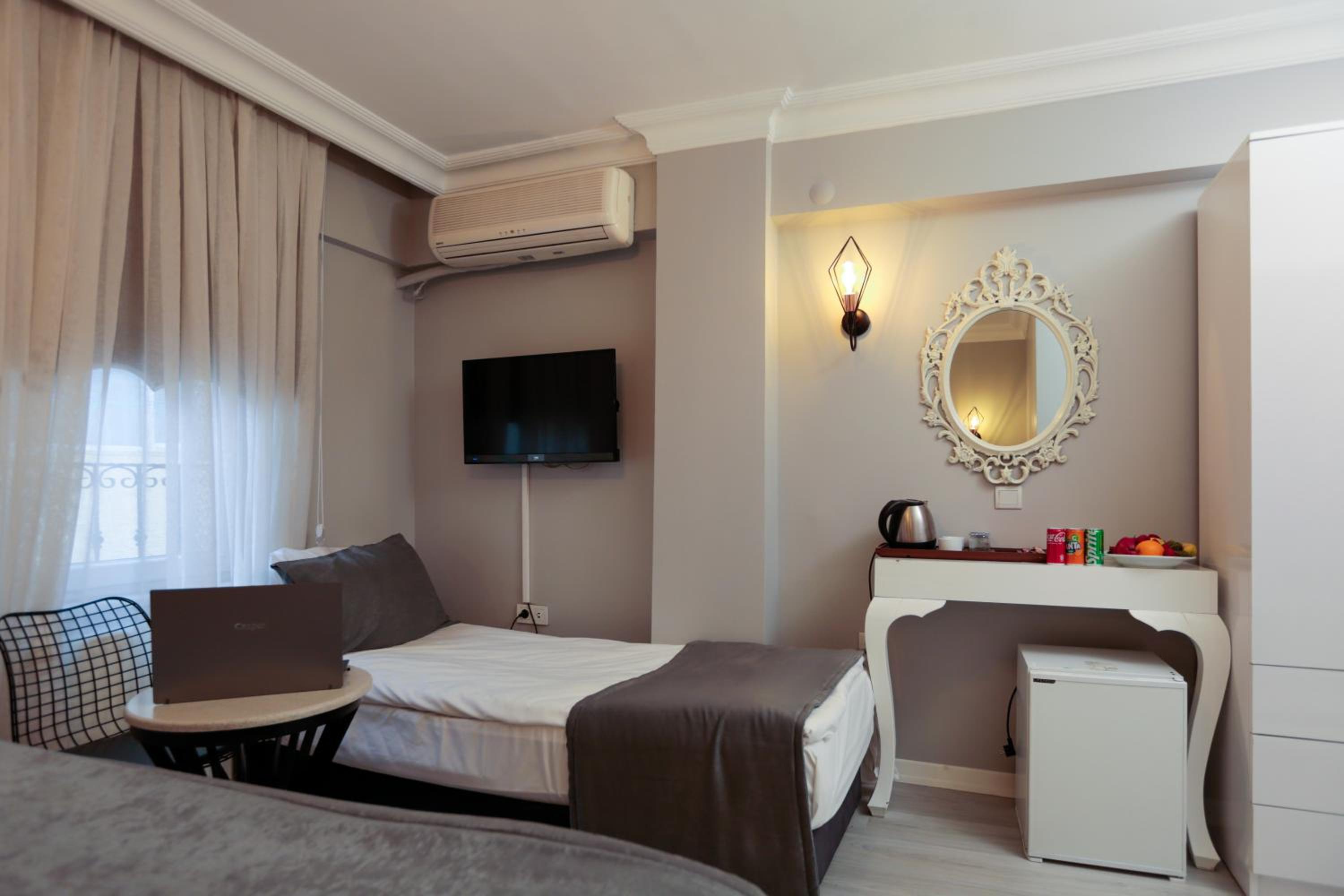 Nova City Hotel - Image 27