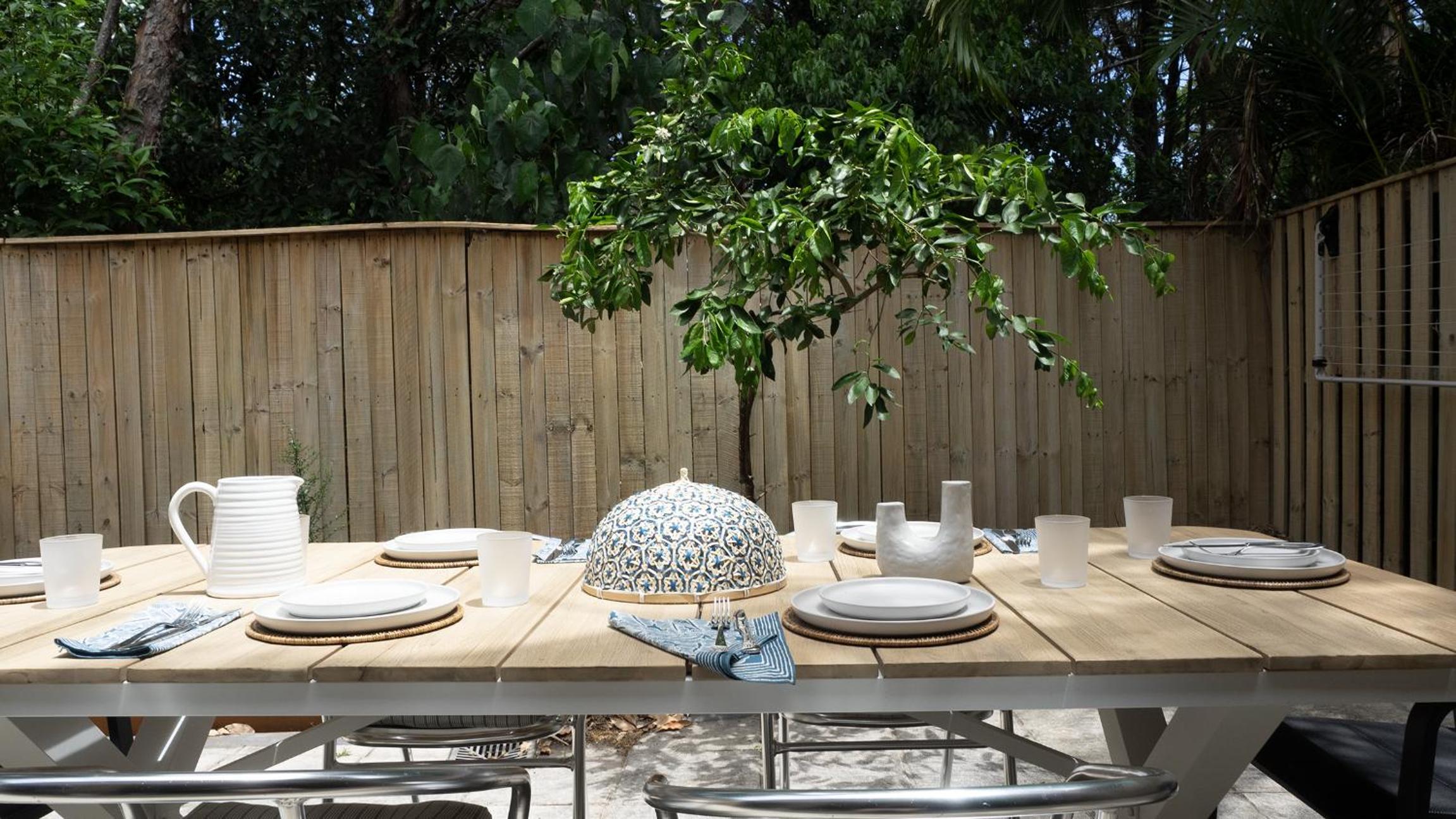 Combi's Cove Beachside Oasis