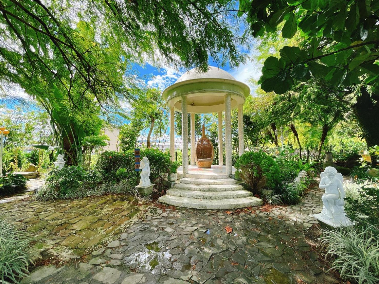 Xin Yuan My Dream Castle