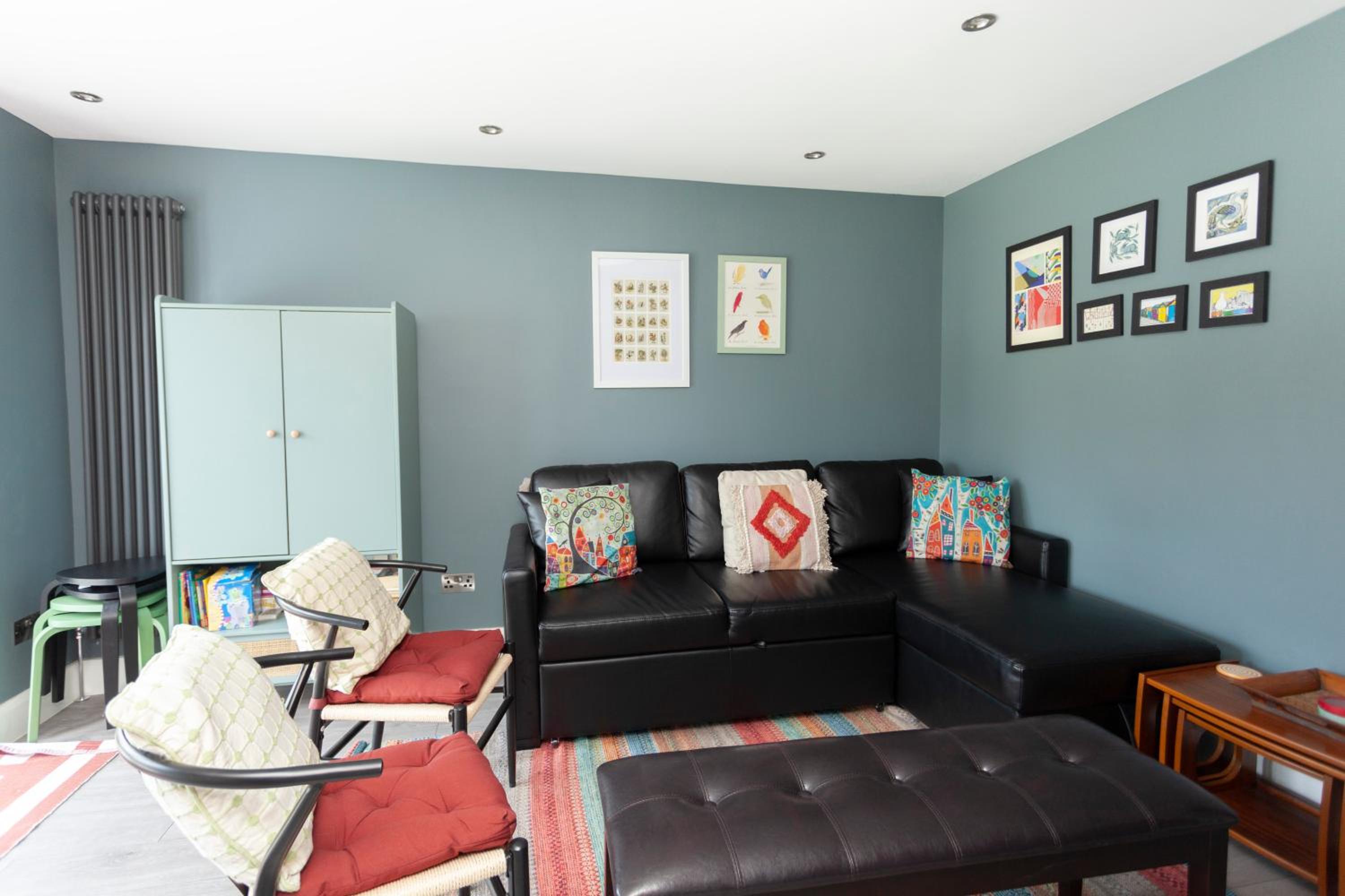 Sunbeam Cottage sleeps 10