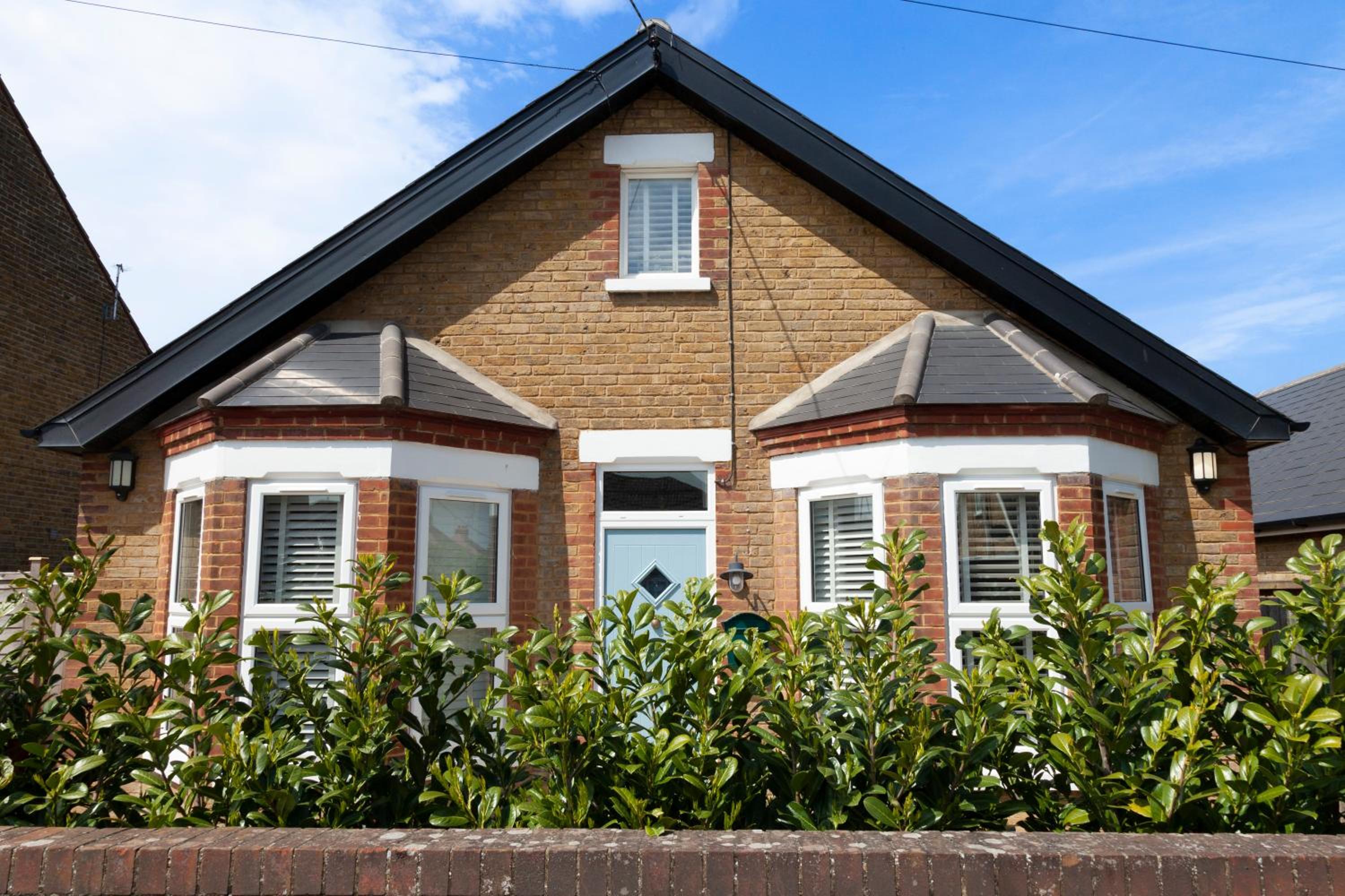 Sunbeam Cottage sleeps 10