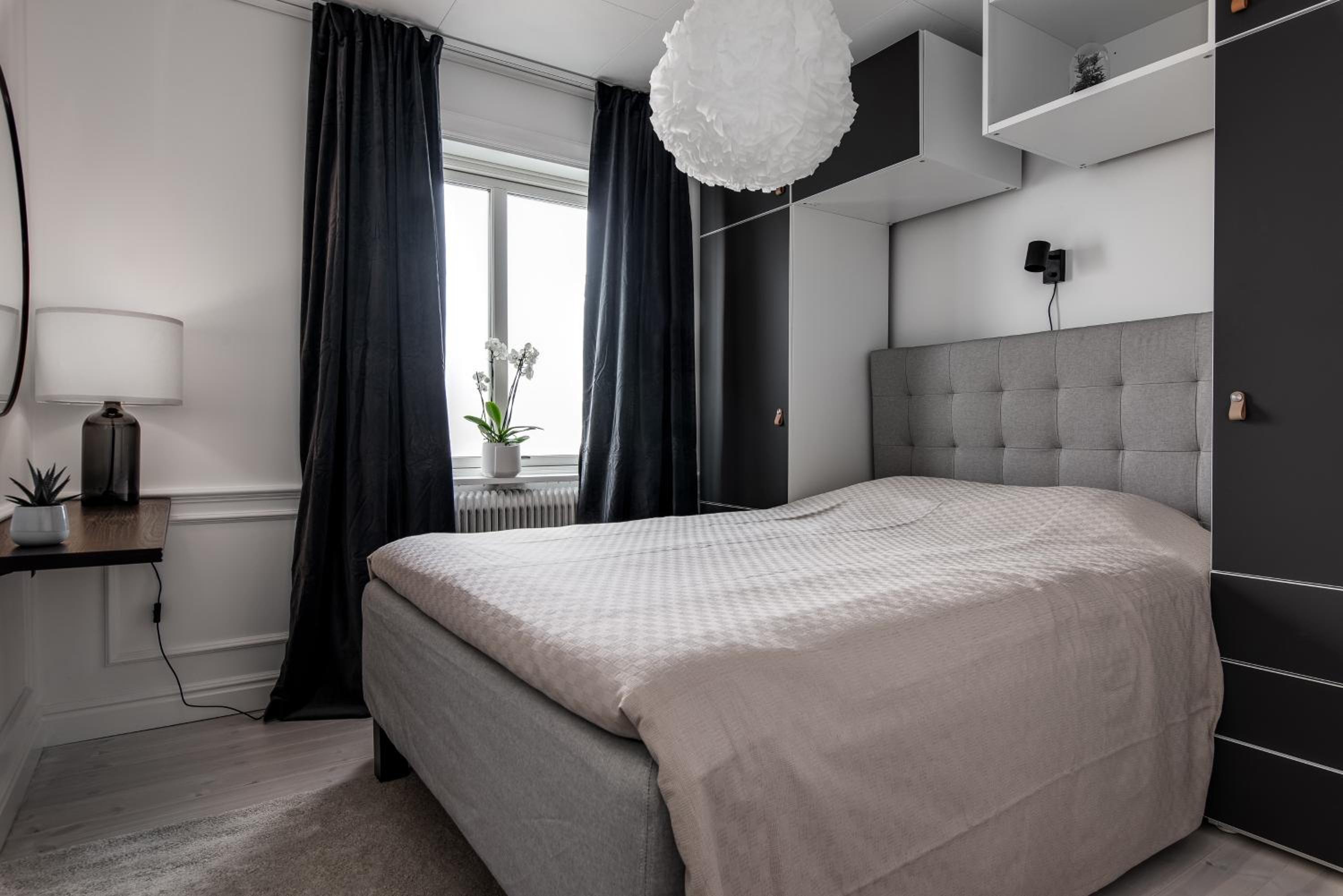 Luxurious apartment for the modern executive view 5