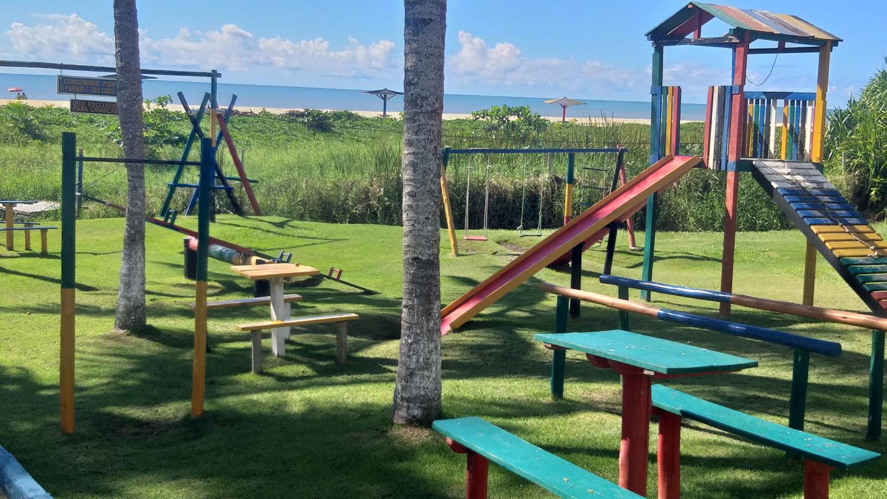 Casa de Praia, pé na areia Guaratiba Prado - Bahia