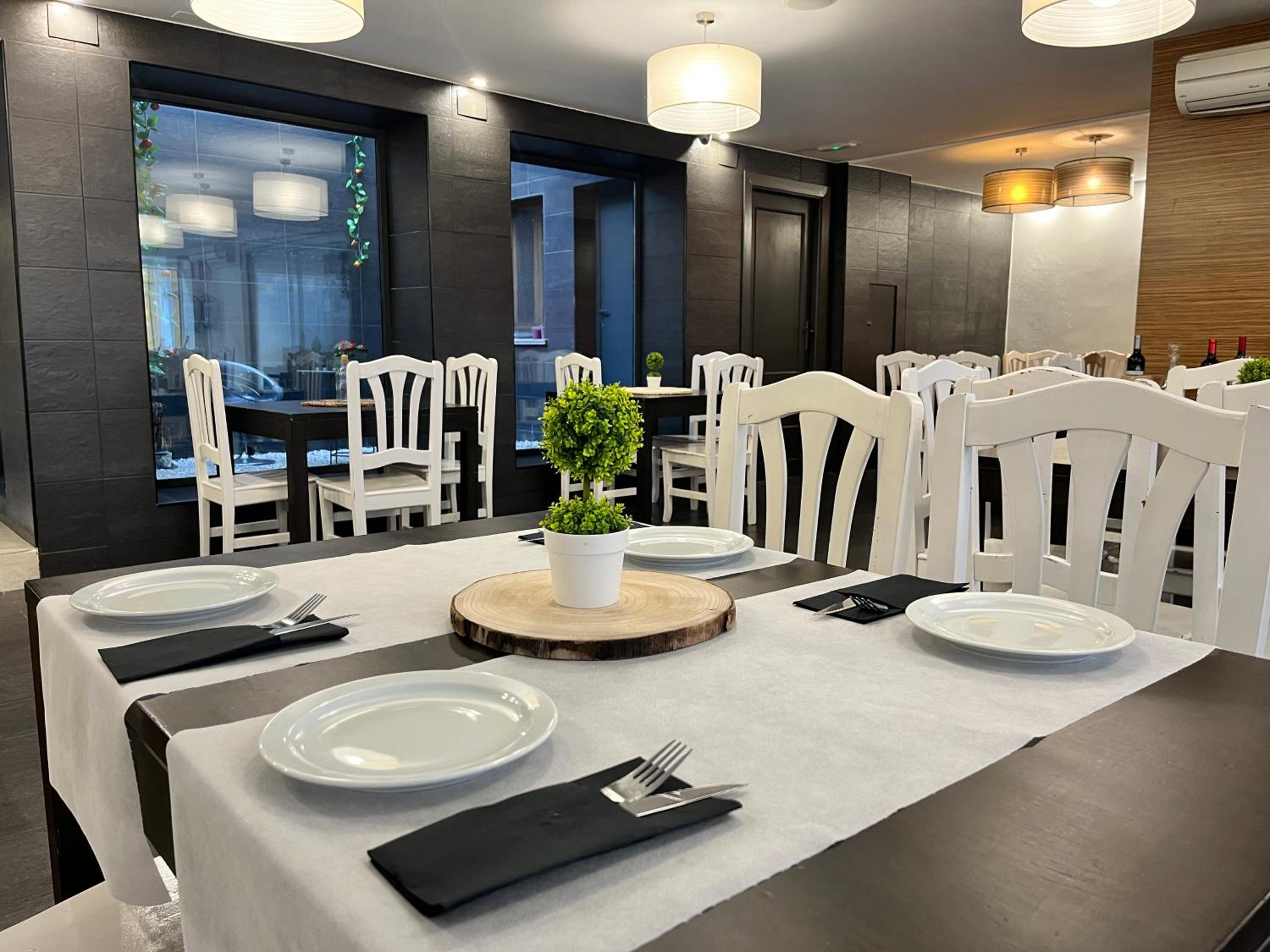 Hostal Nomadas by Gloove