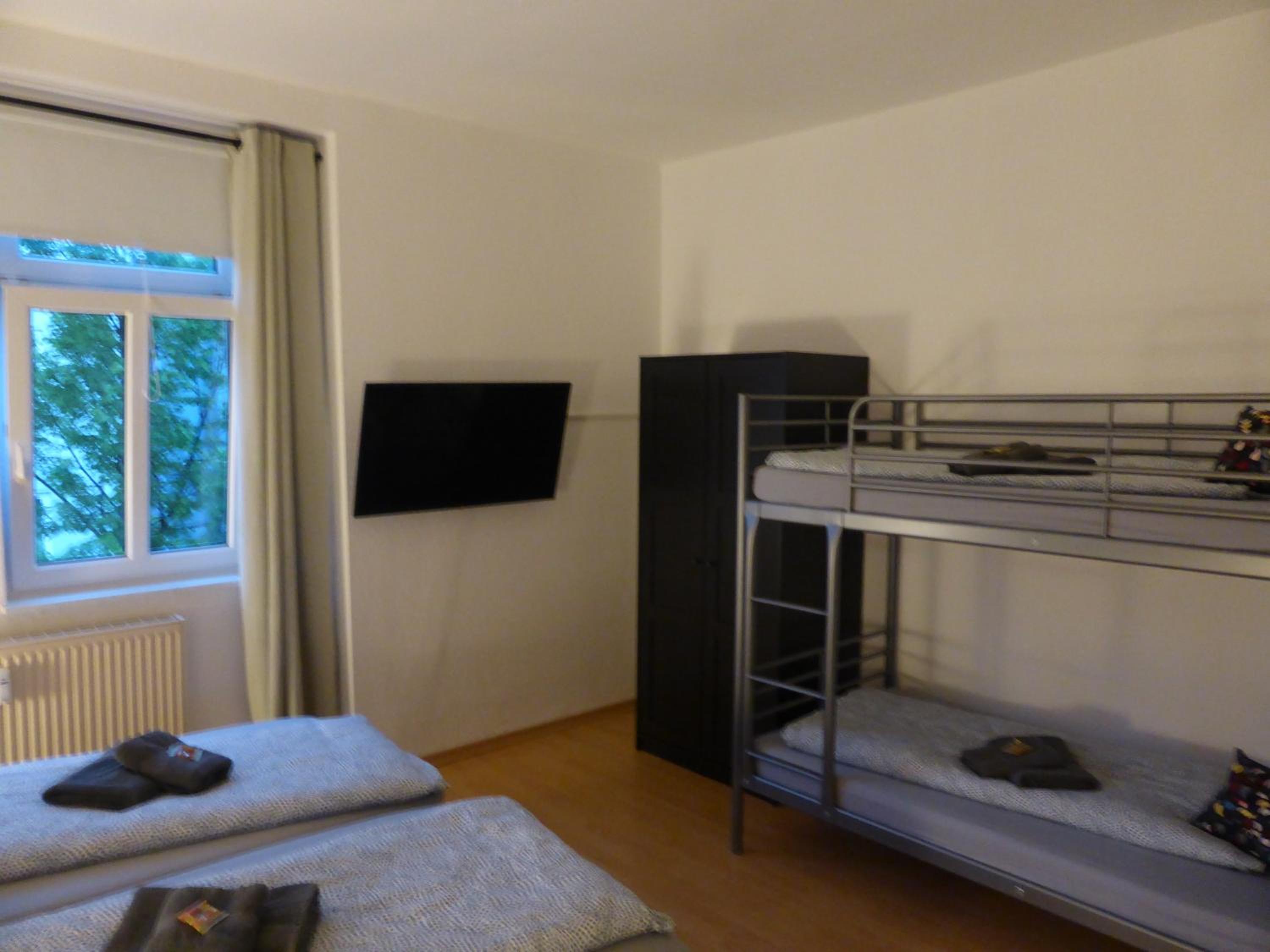 Jena City Apartment, Balkon, sonnig, Wifi, Parkplätze, Nähe Zentrum