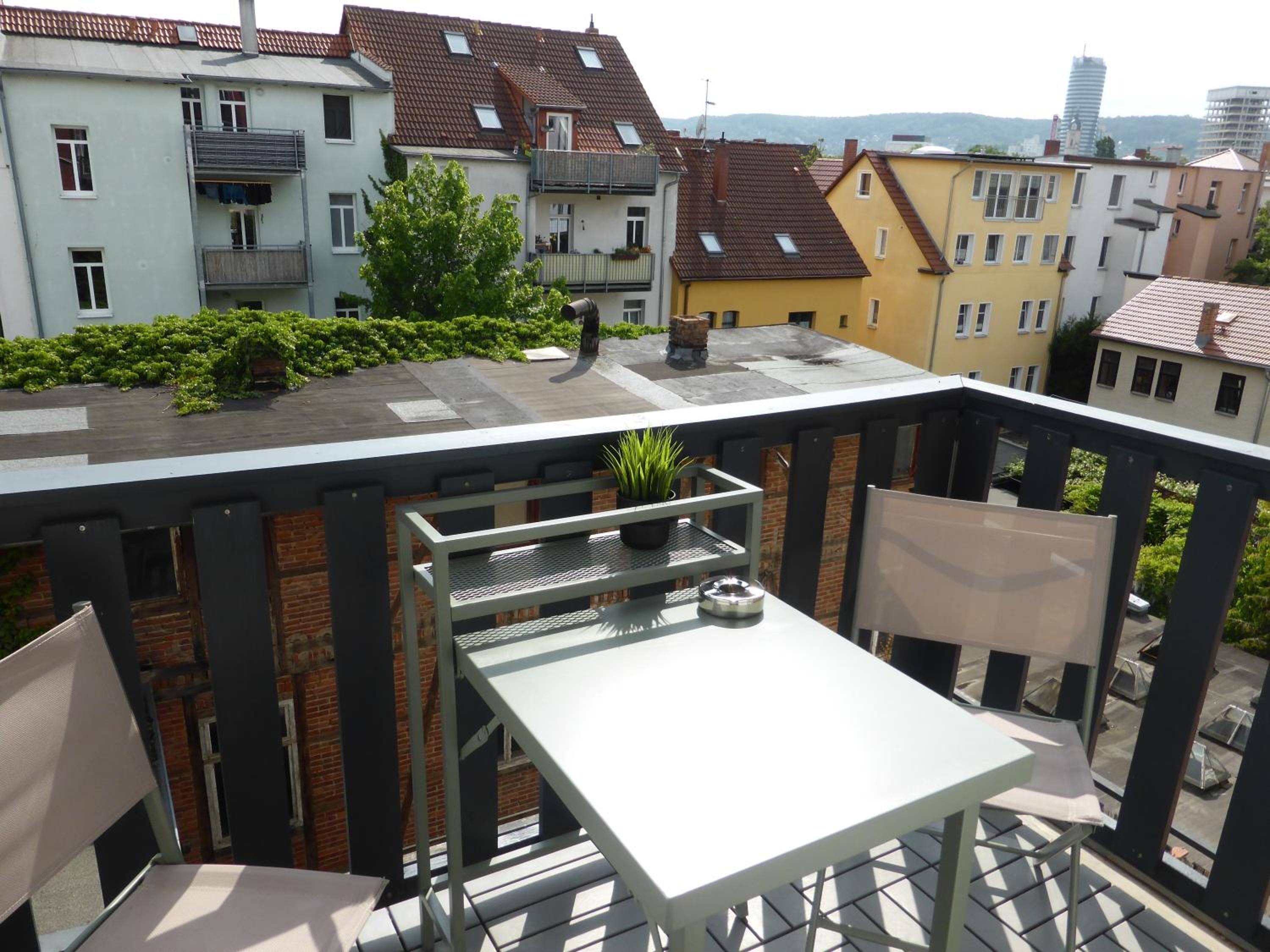 Jena City Apartment, Balkon, sonnig, Wifi, Parkplätze, Nähe Zentrum