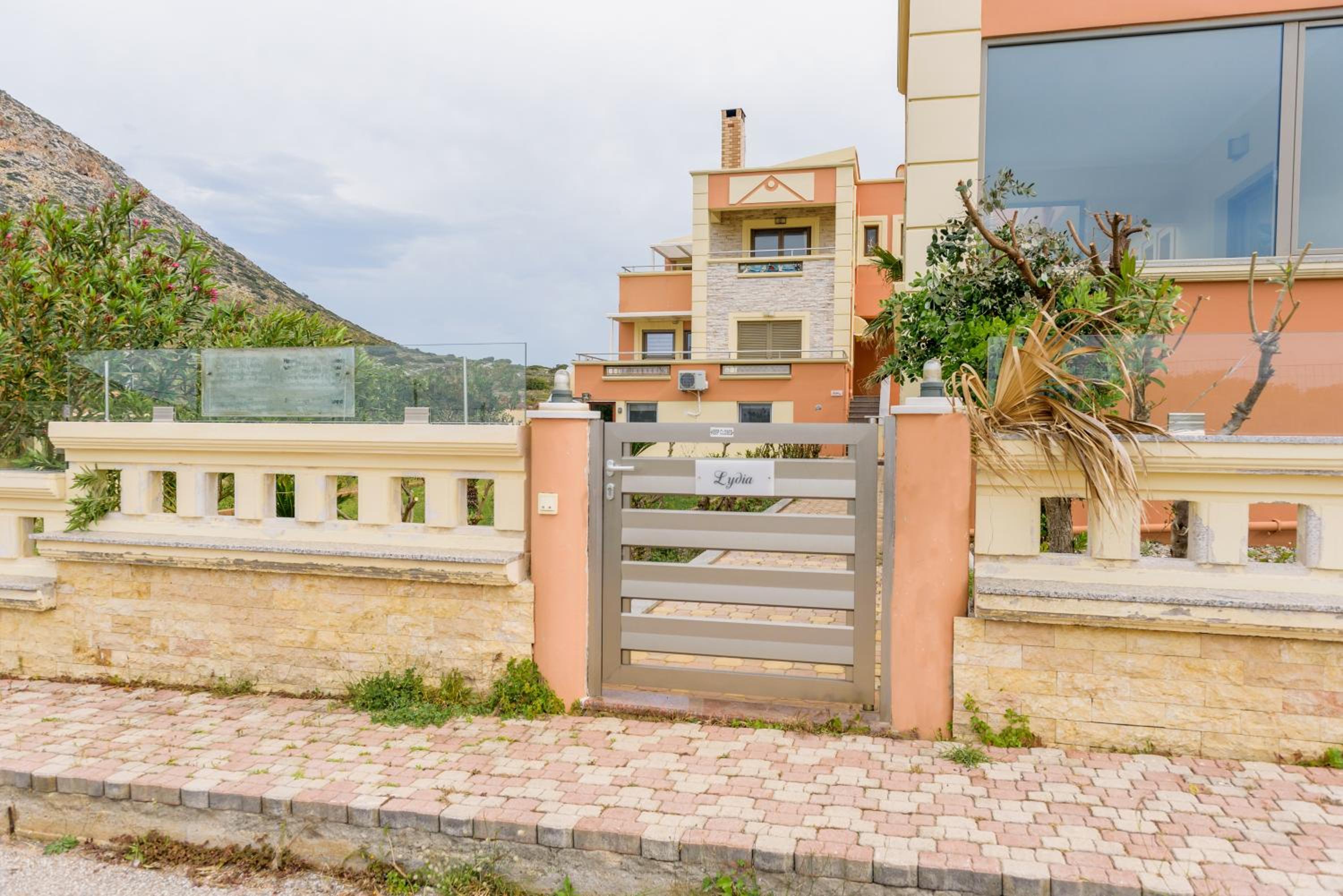 Stavros Lydia Apartment with veranda